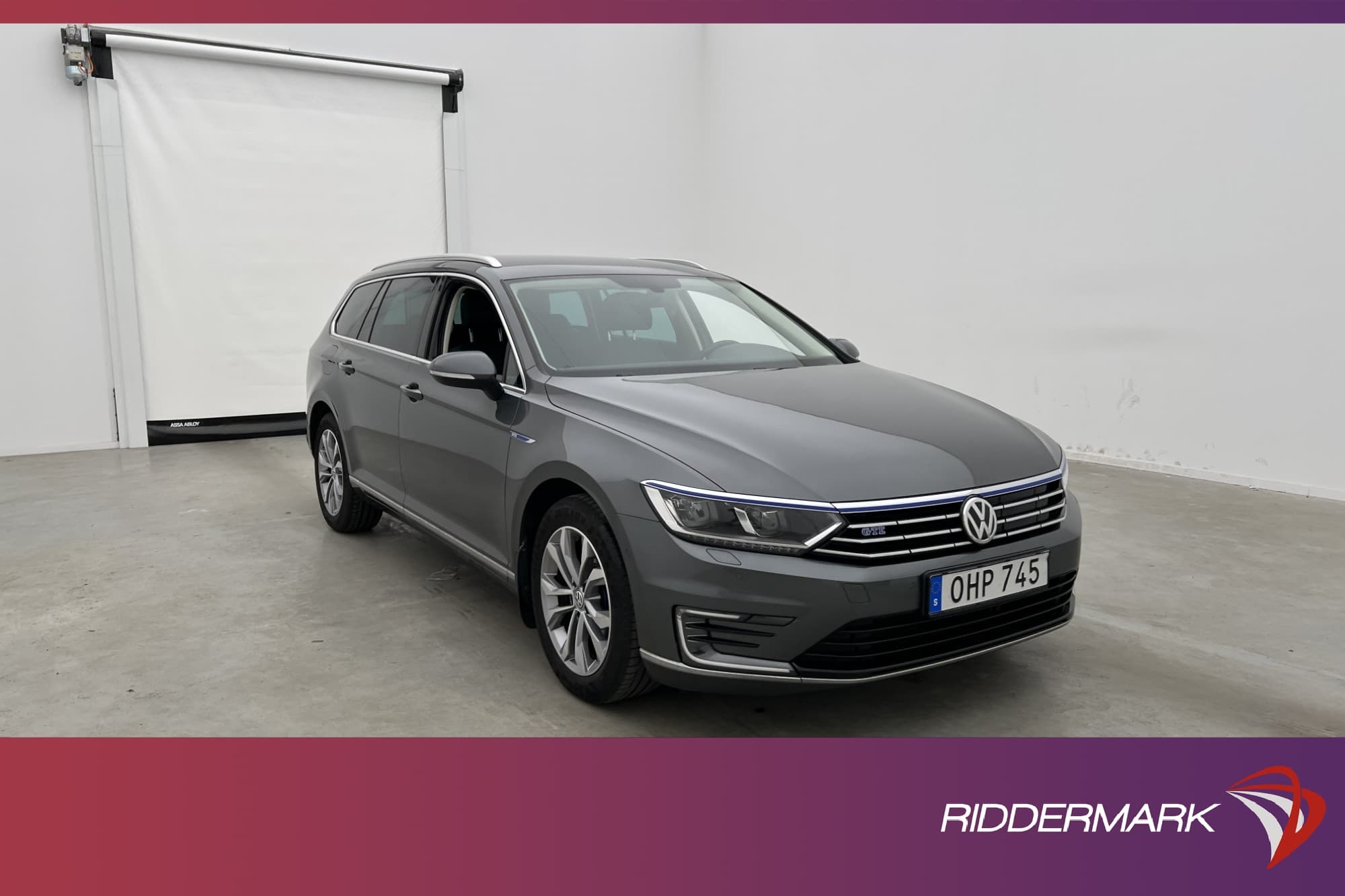 Volkswagen Passat GTE 218hk