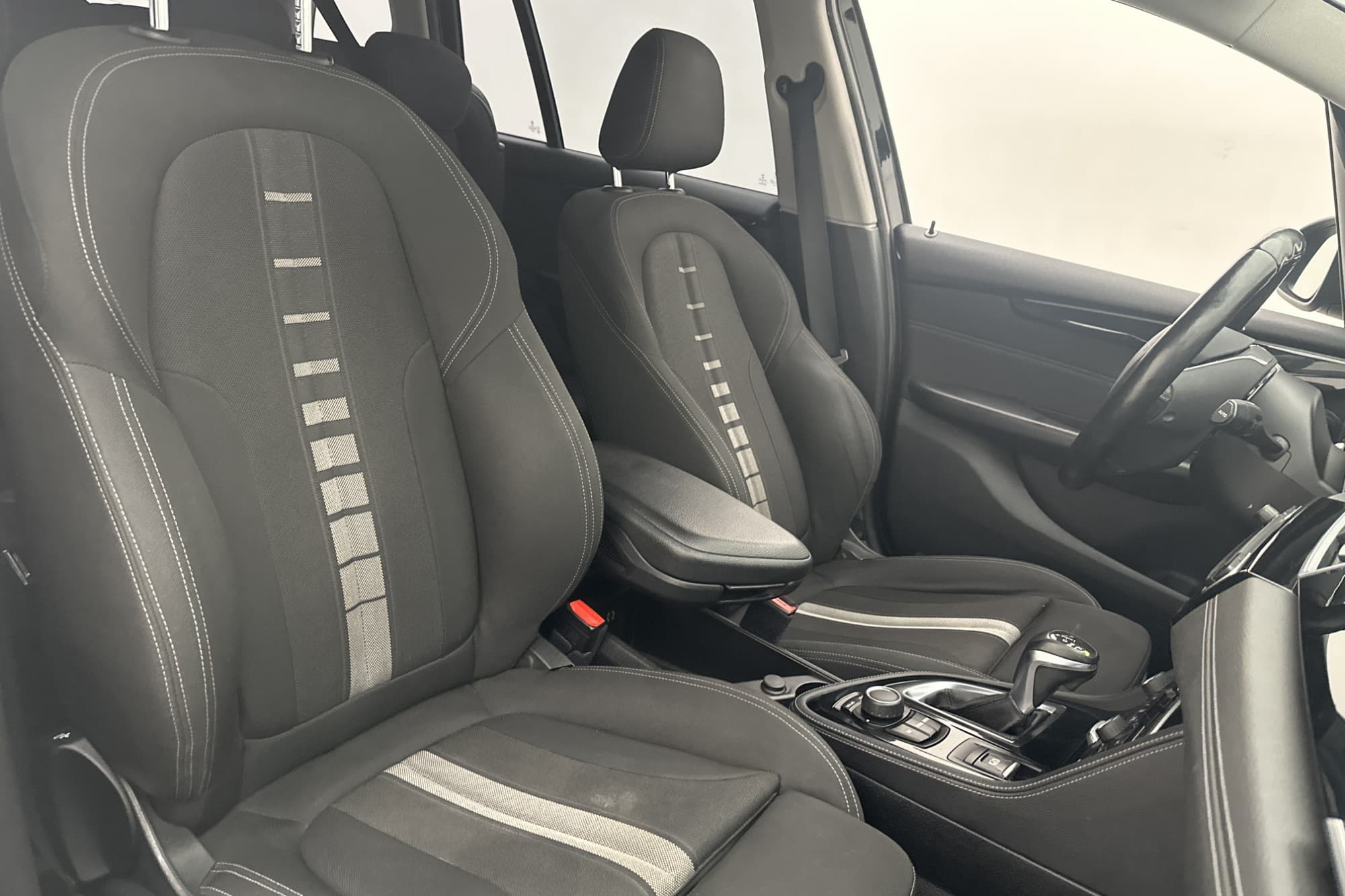 BMW 218 d Gran Tourer 150hk Sport line 7-Sits HiFi Kamera