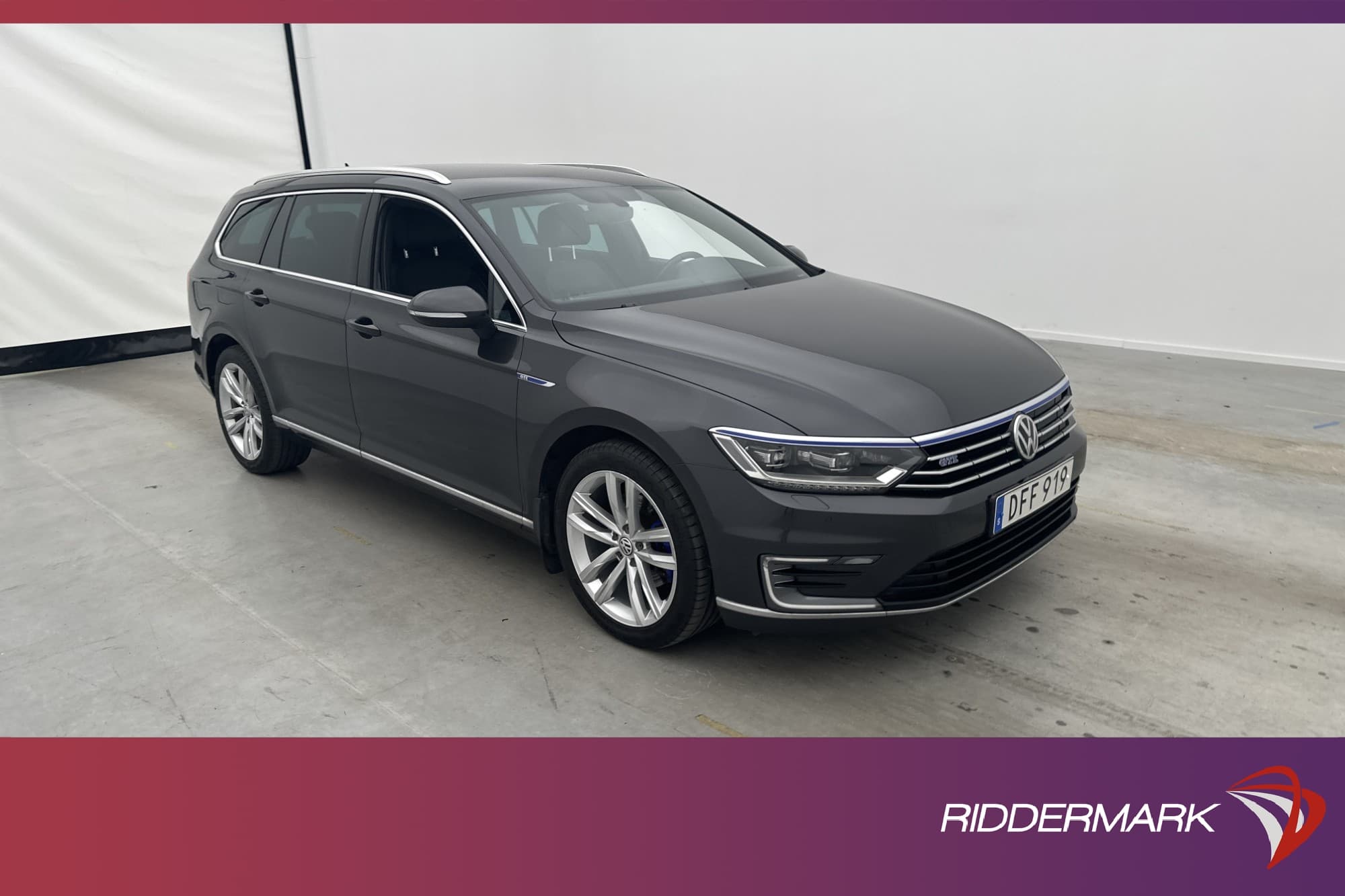 Volkswagen Passat GTE 218hk