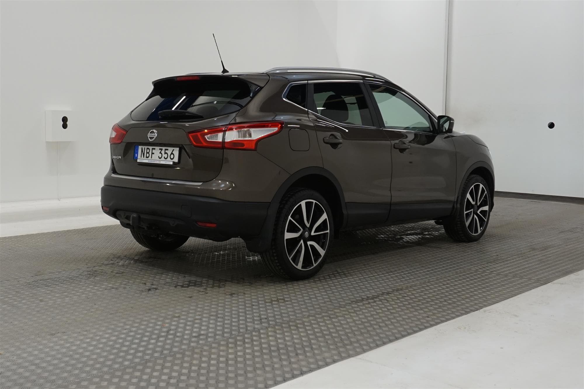 Nissan Qashqai 1.6 dCi 4X4 130hk Tekna M&K-Värm Pano Navi 
