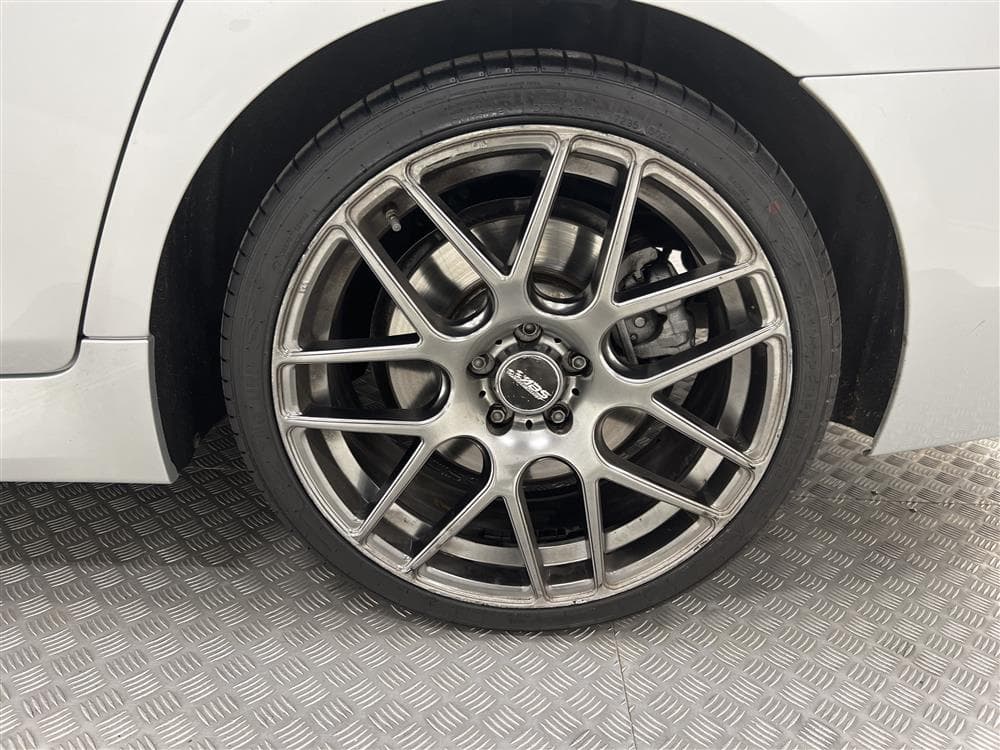 BMW 530 d xDrive 258hk M-Sport Cockpit H/K Kamera Navi Drag