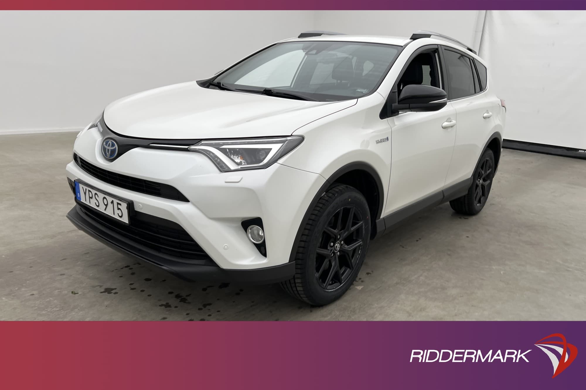 Toyota RAV4 Hybrid AWD 197hk