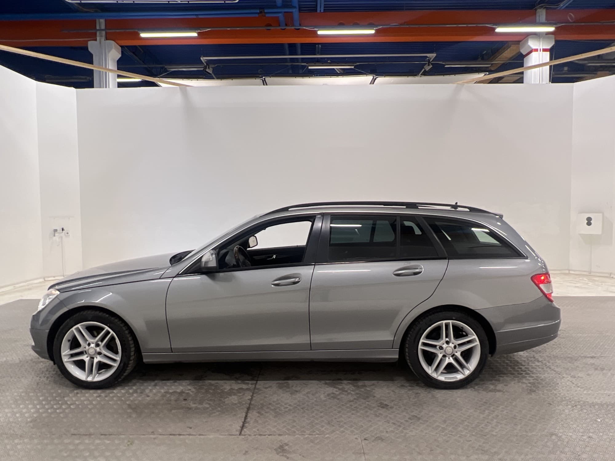 Mercedes-Benz C 180 Komp 156hk