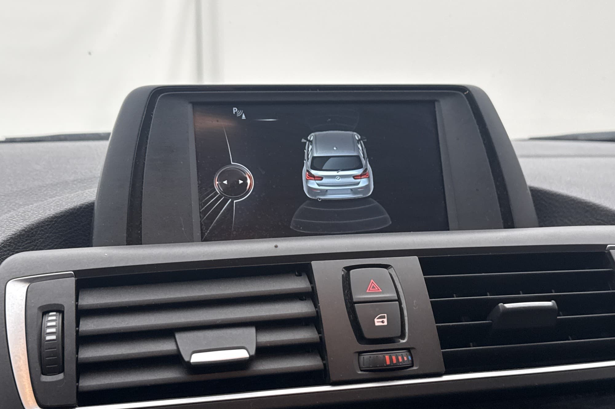 BMW 118 i 136hk Advantage Farthållare Sensorer