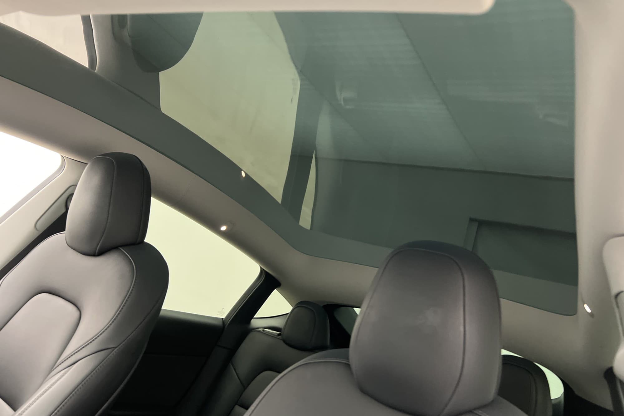 Tesla Model Y Long Range AWD Autopilot MOMS Sv.Såld