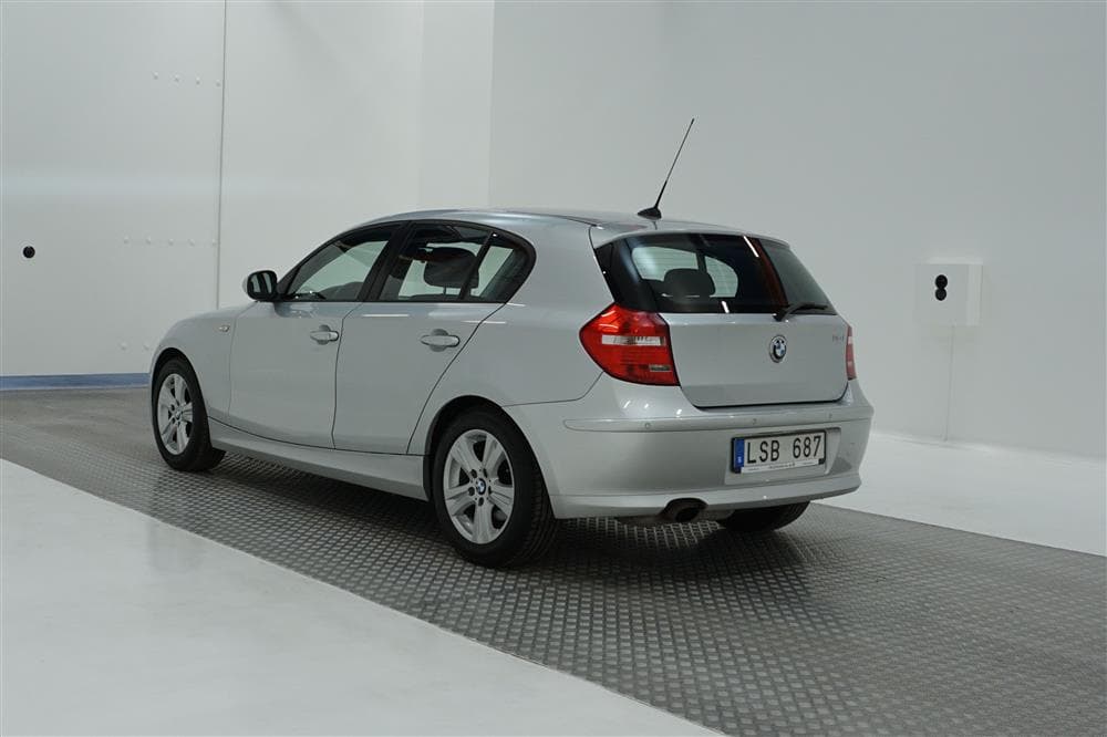 BMW 116i 122hk