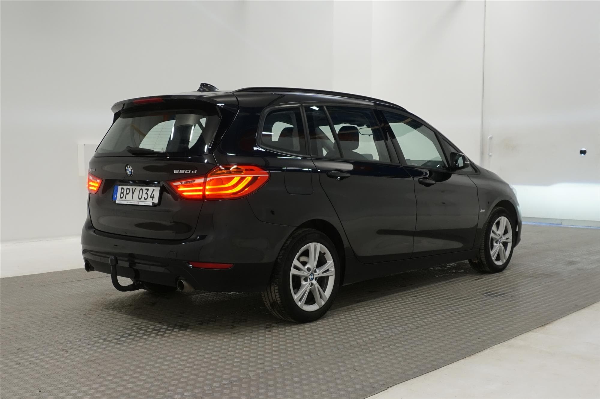 BMW 220d xDrive Gran Tourer 190hk 7 Sits Sport line Head Up 
