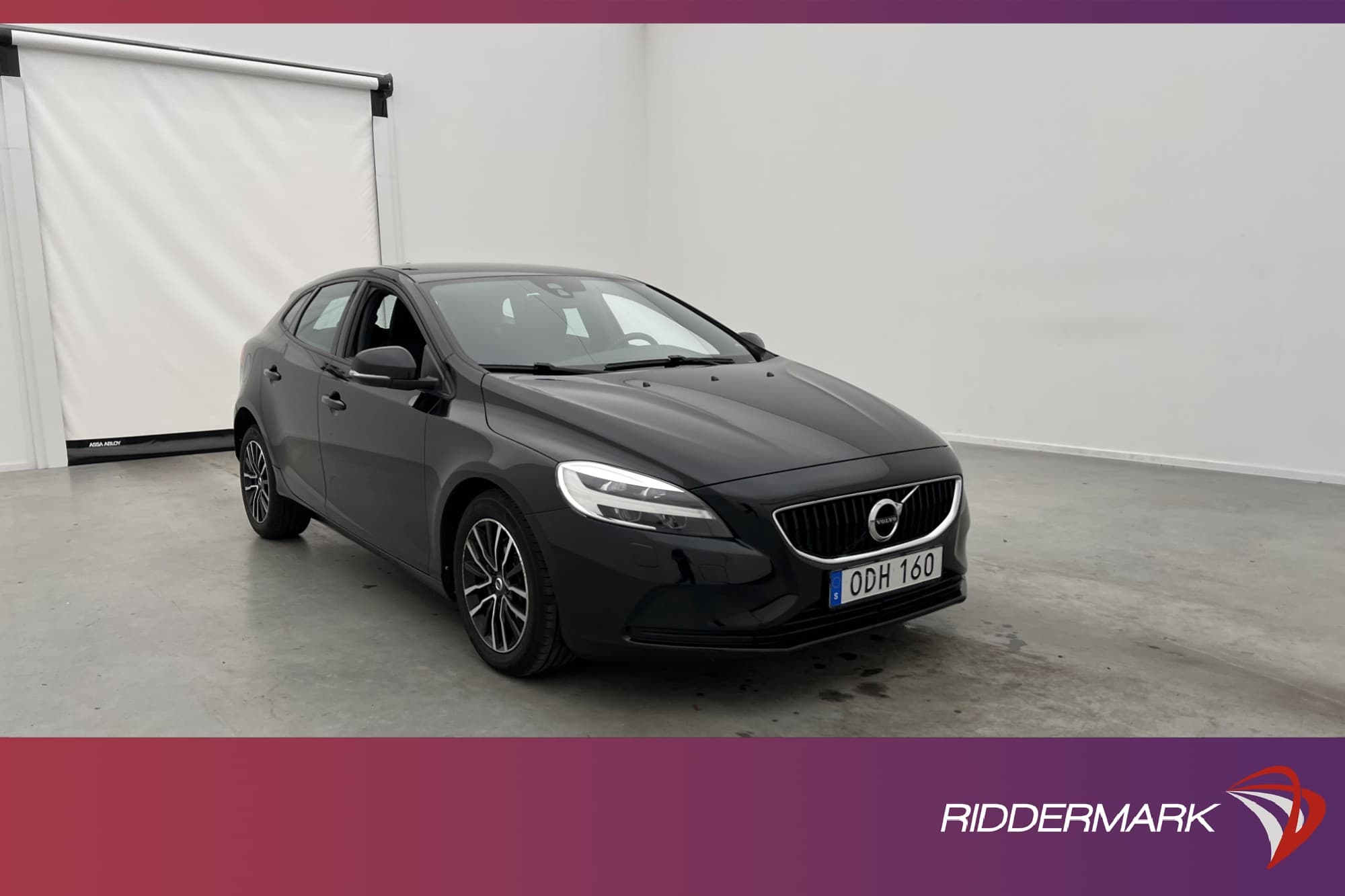 Volvo V40 T2 122hk