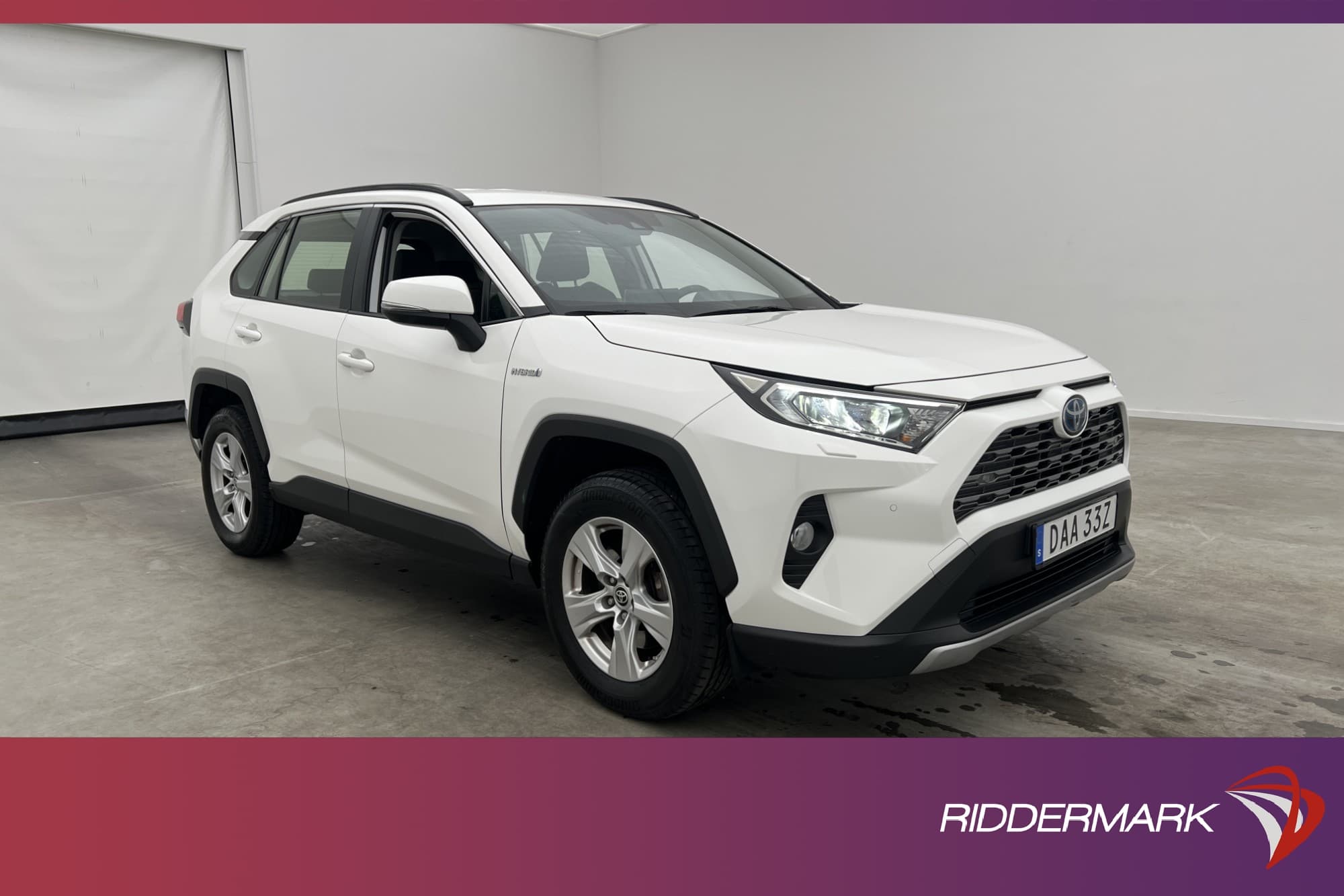 Toyota RAV4 Hybrid AWD E-CVT 222hk