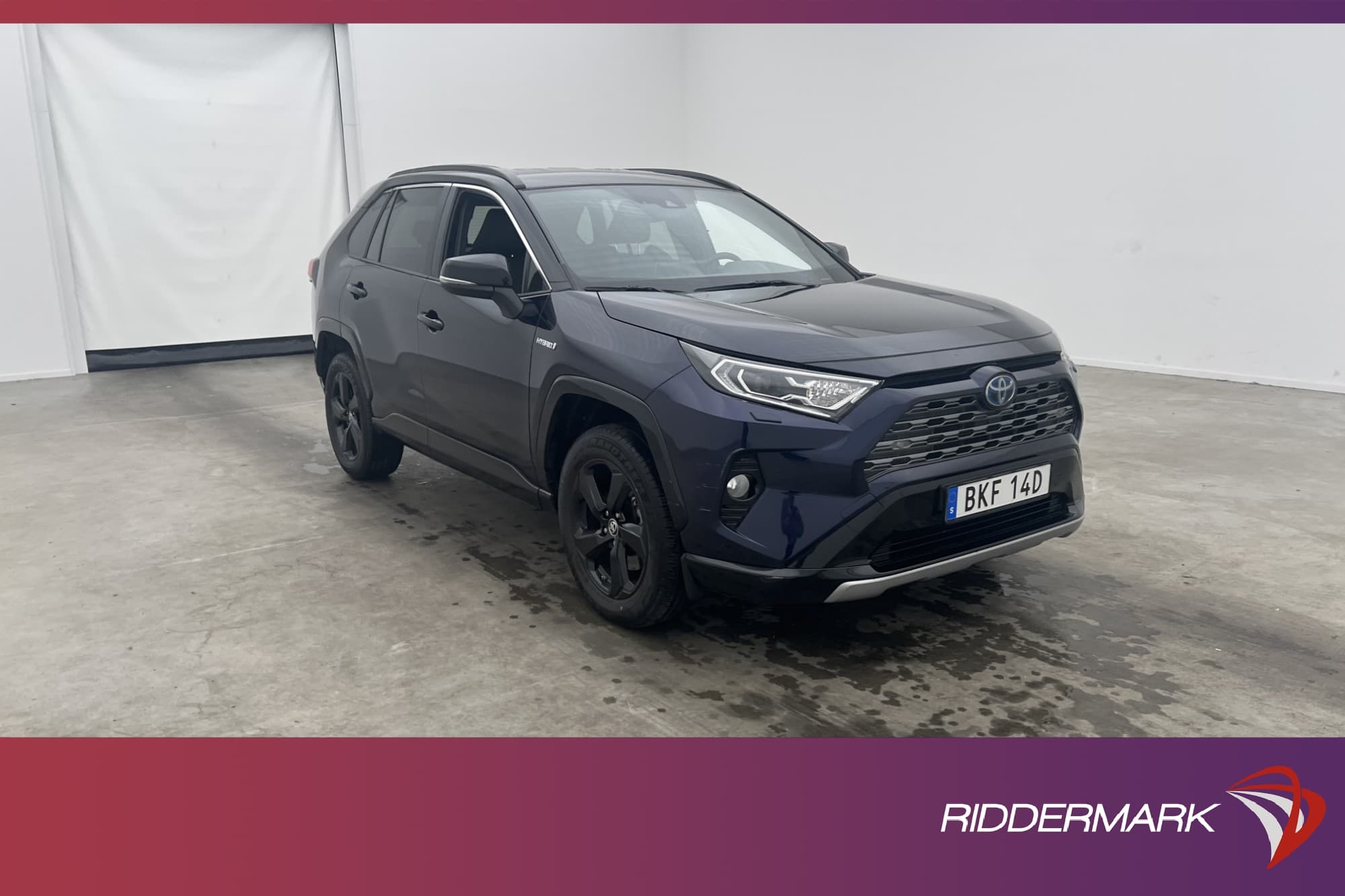 Toyota RAV4 Hybrid AWD 222hk