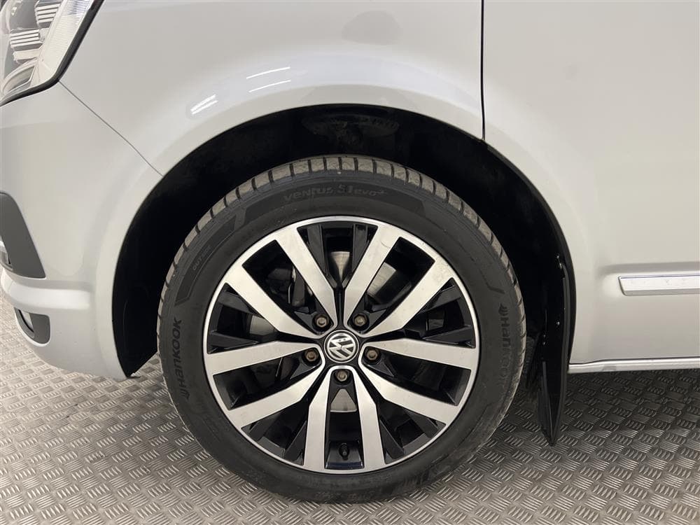 Volkswagen Multivan 2.0TDI Aut 4M Highline 204hk Dynaudio interiör