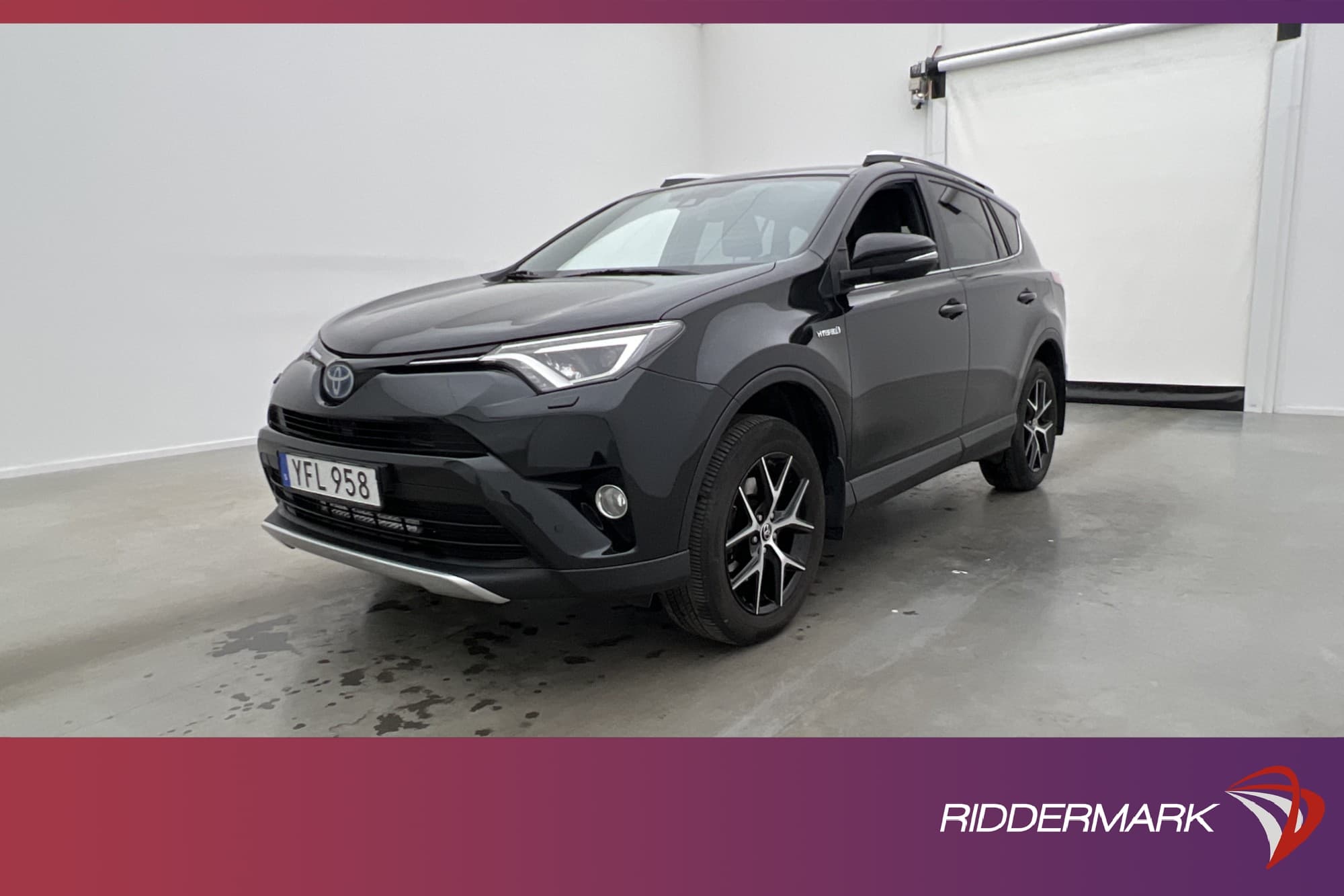Toyota RAV4 Hybrid AWD-i 197hk