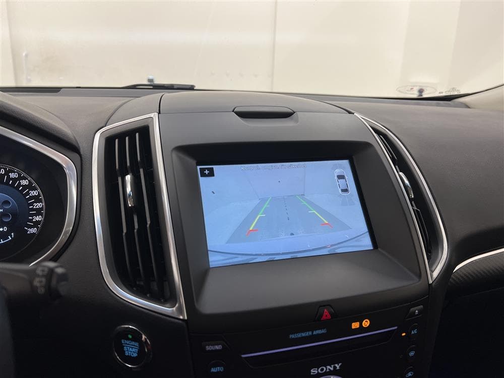 Ford Edge 2.0 TDCi 210hk D-Värm Pano B-Kamera Navi Draginteriör