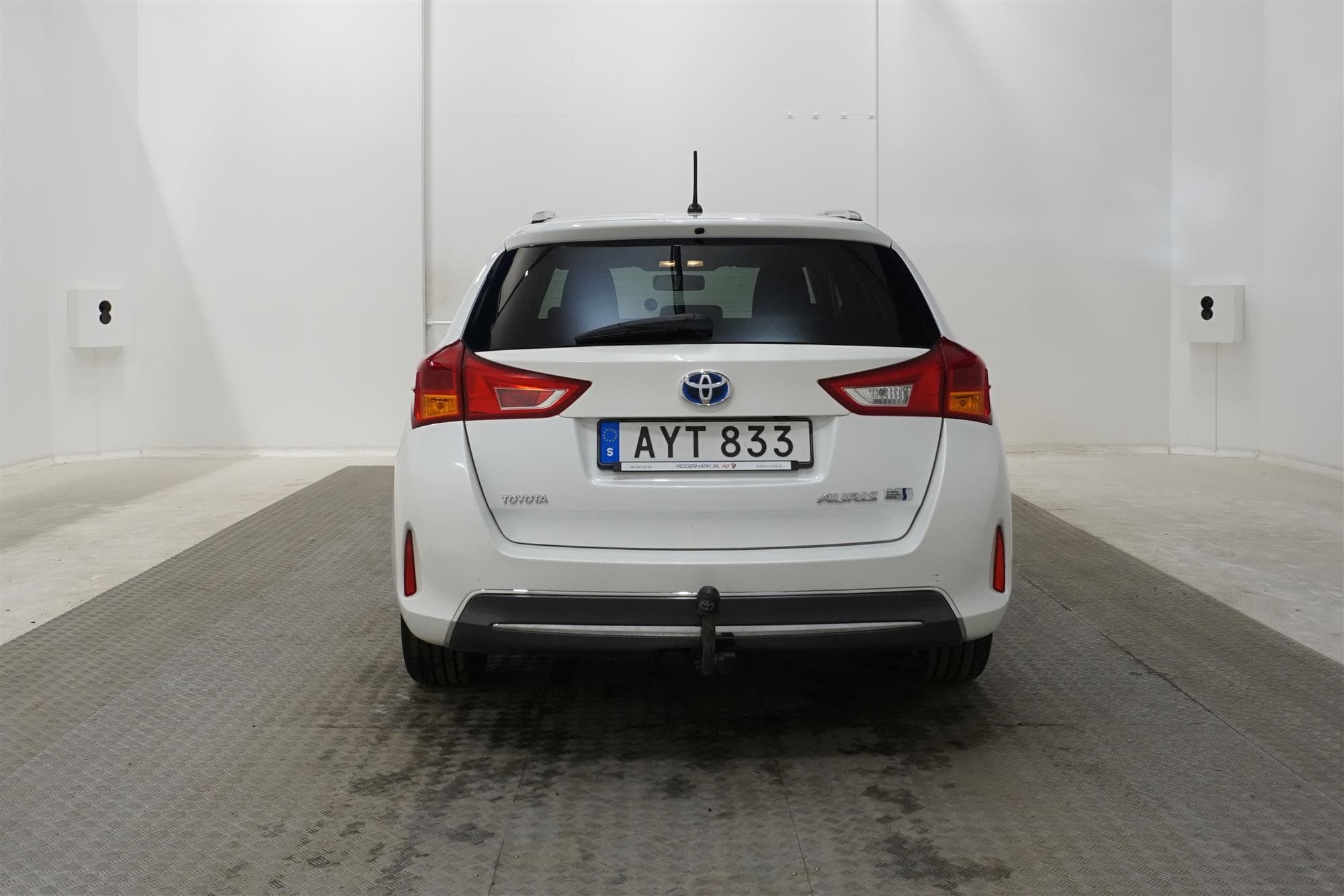 Toyota Auris Hybrid e-CVT 136hk Panorama B-Kam Dragkrok