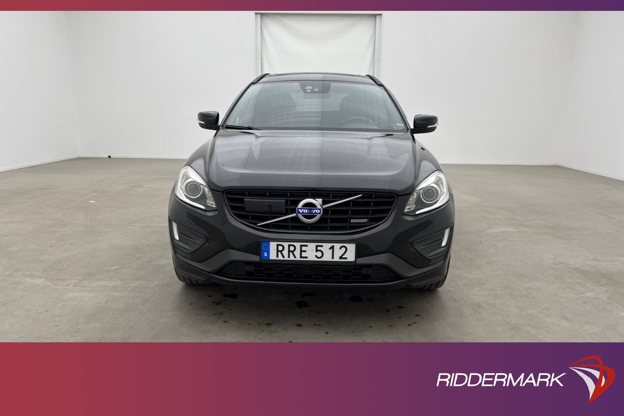 Volvo XC60 D5 AWD R-Design VOC Värm Pano Skinn Kamera Navi 