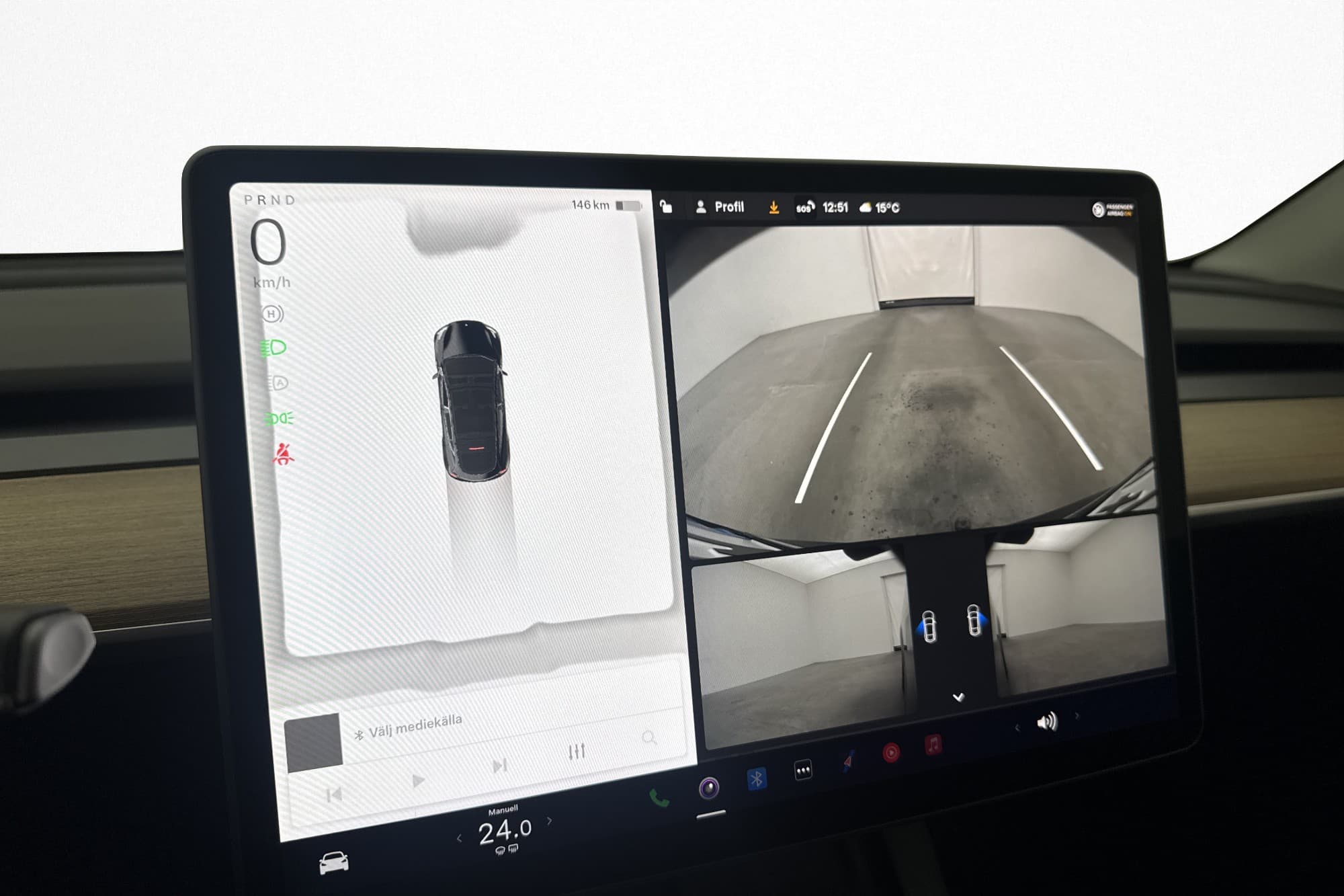 Tesla Model Y Performance AWD Dragkrok Svensksåld MOMS