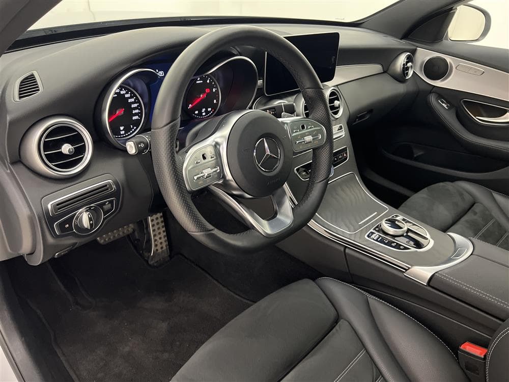 Mercedes-Benz C 220d 194hk Facelift AMG Pano Drag B-kam GPSinteriör