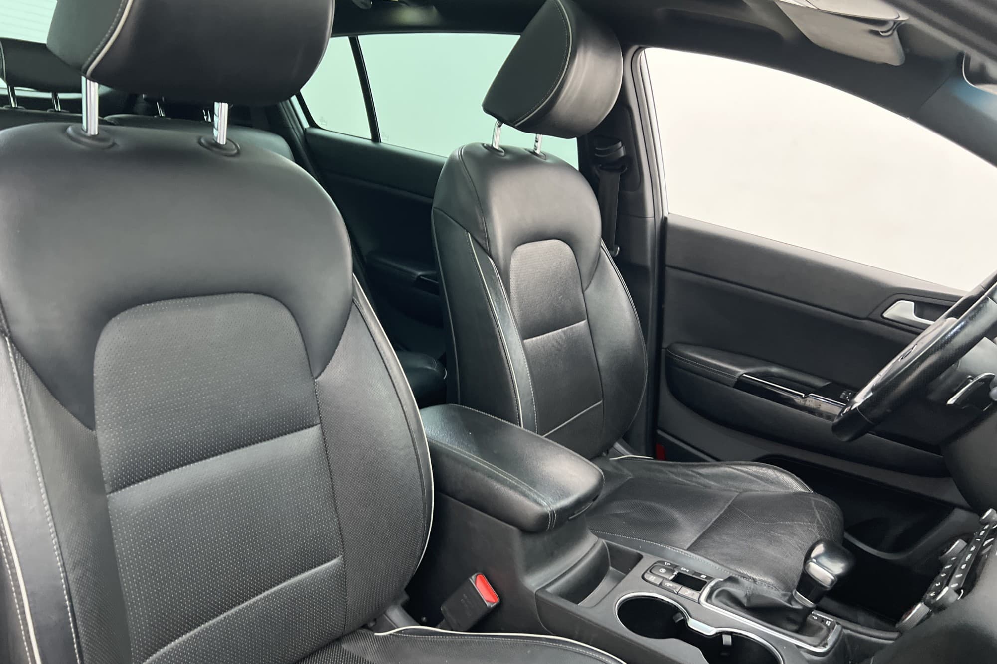 Kia Sportage AWD 185hk GT-Line Pano JBL Kamera Navi Skinn
