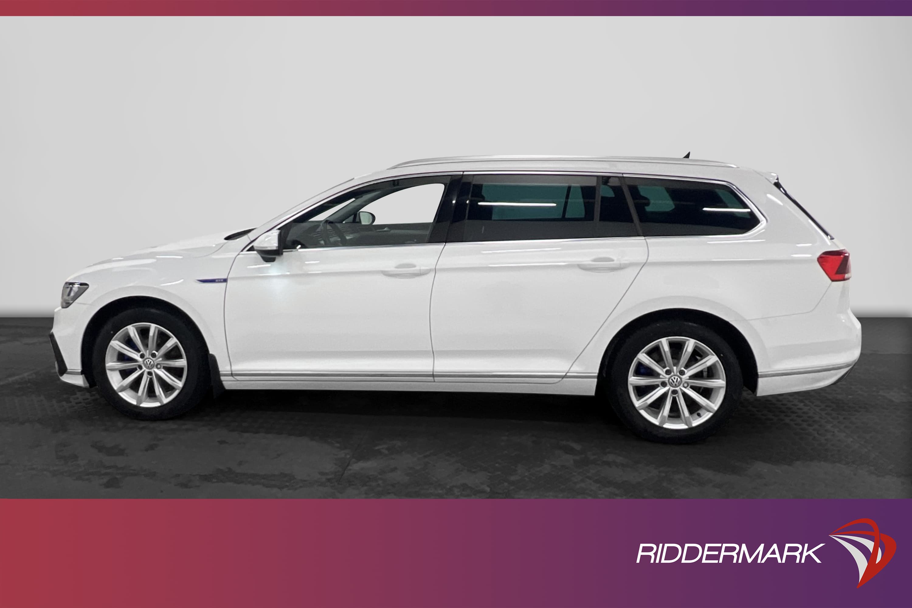 Volkswagen Passat GTE SC