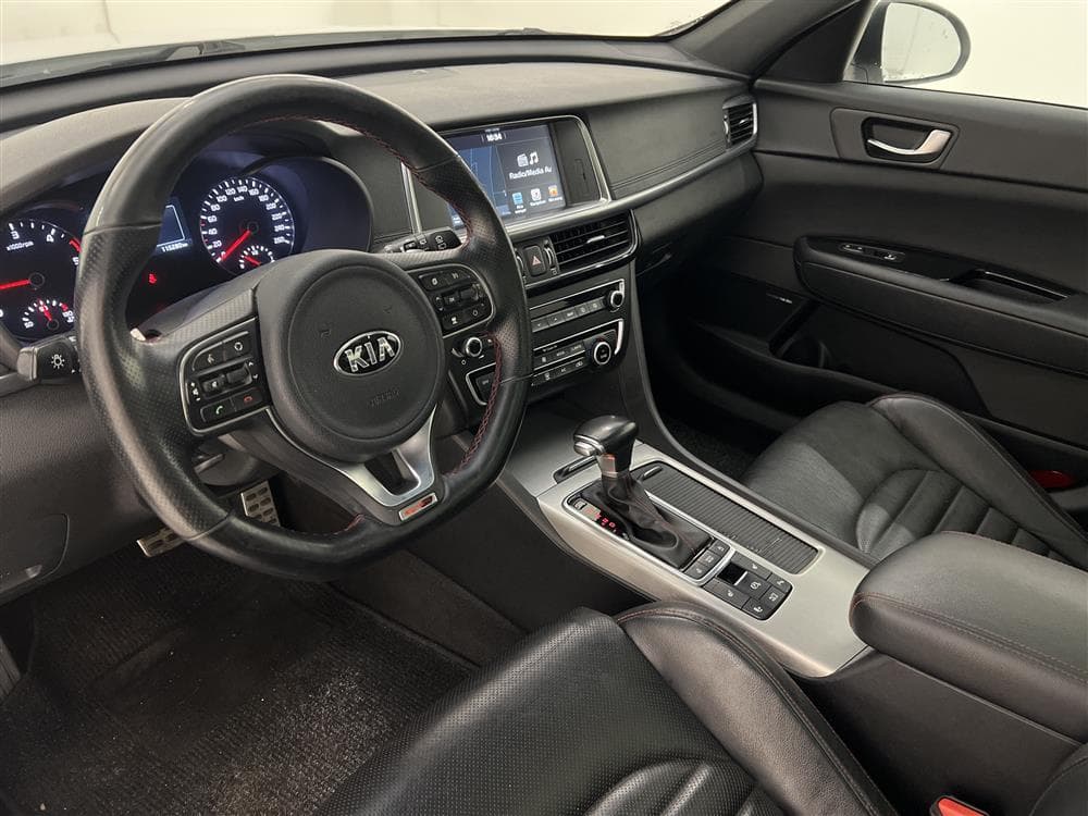 Kia Optima 1.7 CRDi 141hk GT-Line Pano H/K Kamera Skinn Draginteriör