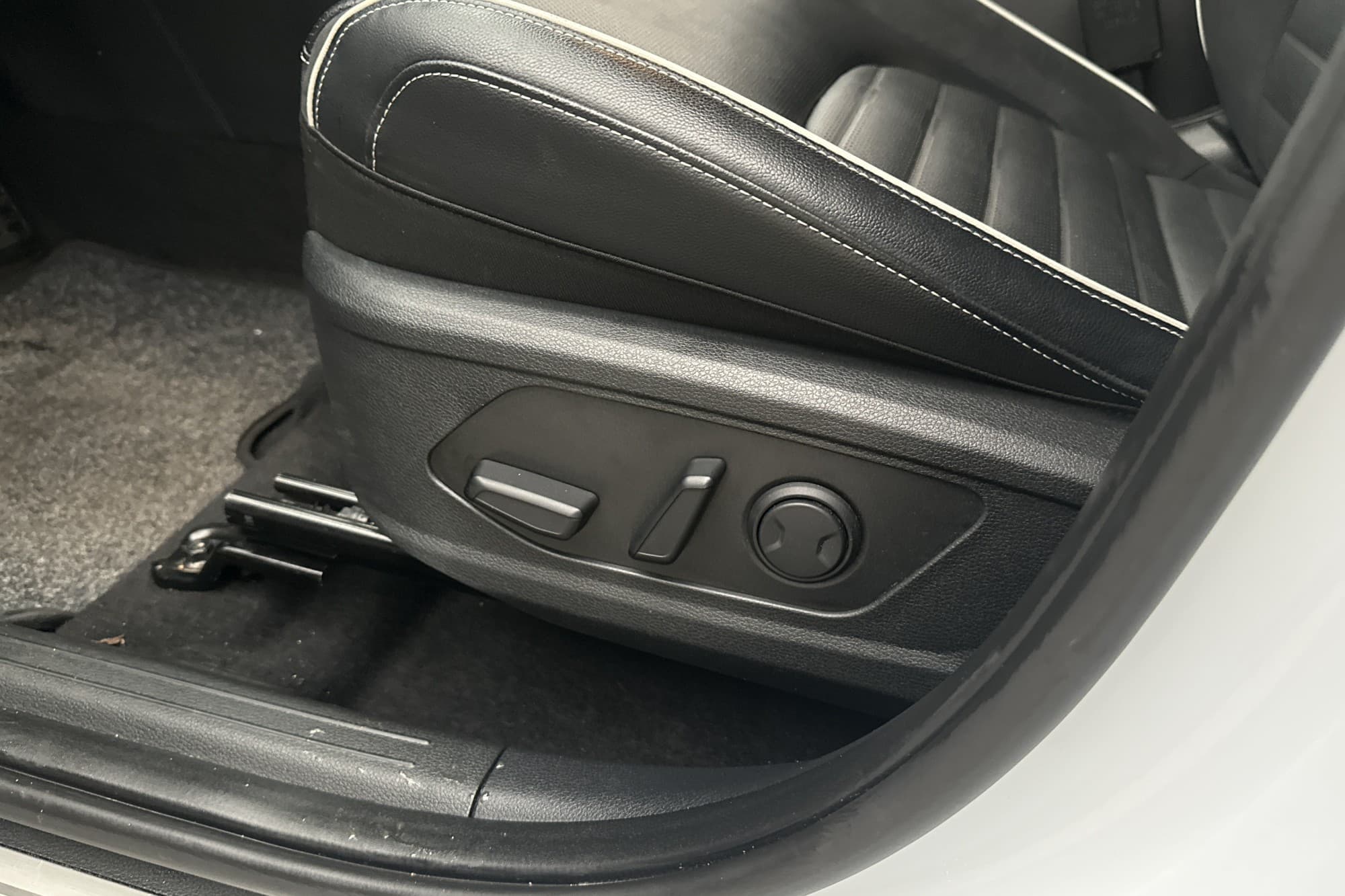 Kia Sportage PHEV AWD MOMS GT-Line 360° H/K CarPlay Navi