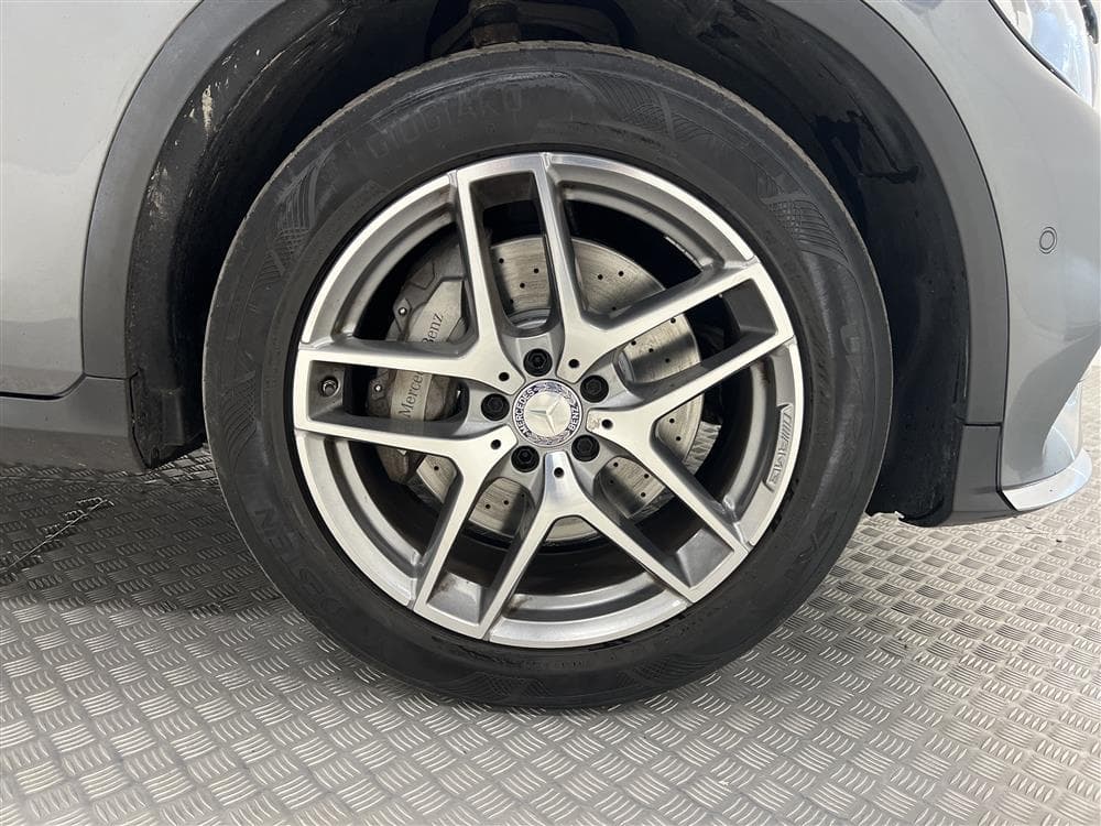Mercedes-Benz GLC 220d 4M 170hk AMG D-Värm Burmester Panointeriör