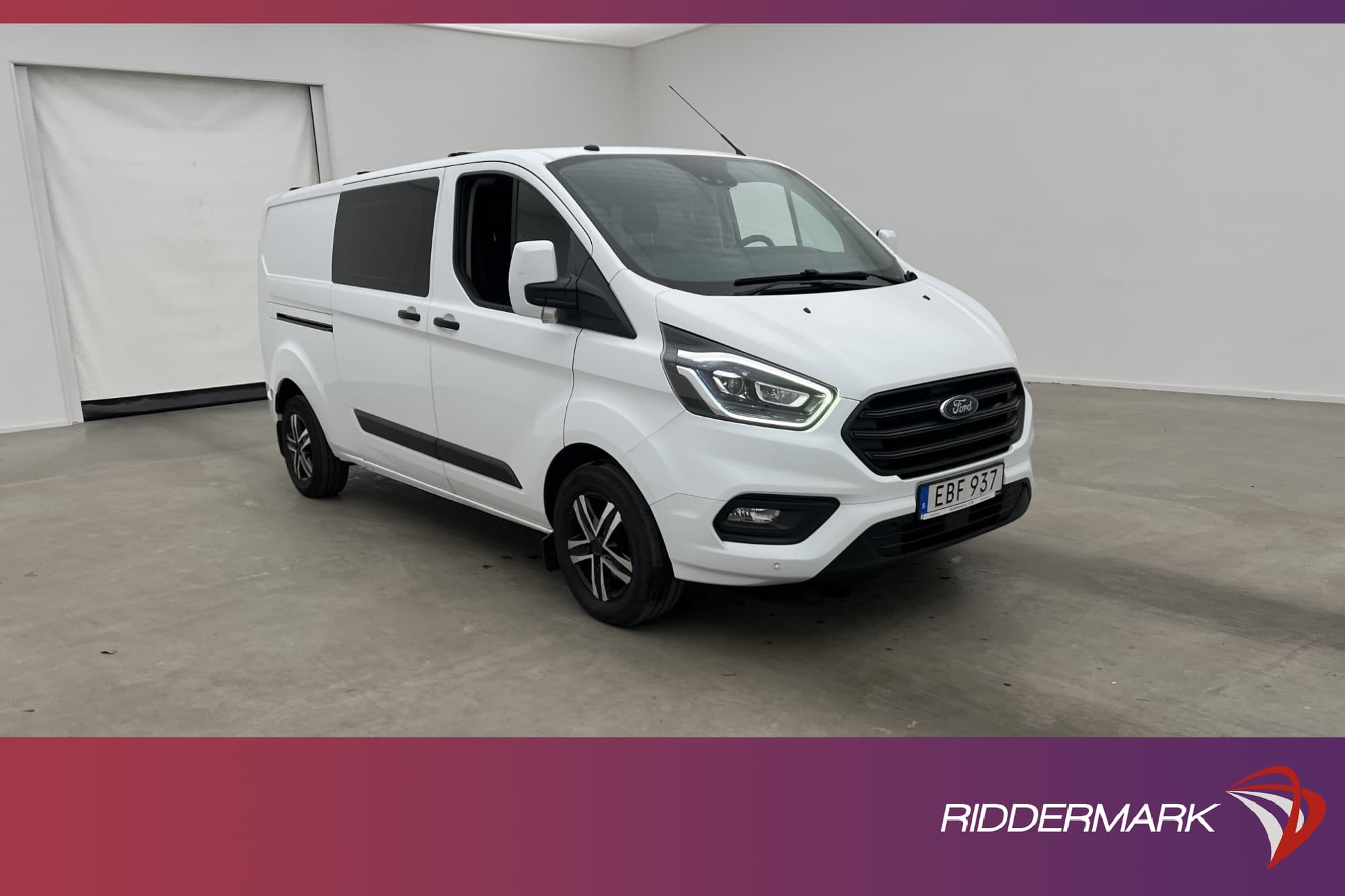 Ford Transit Custom Crew Van L2