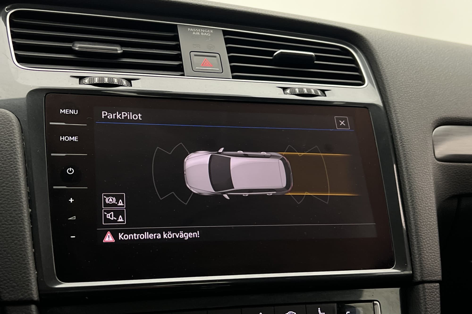Volkswagen e-Golf Navigation CarPlay Sensorer Adaptiv-fart