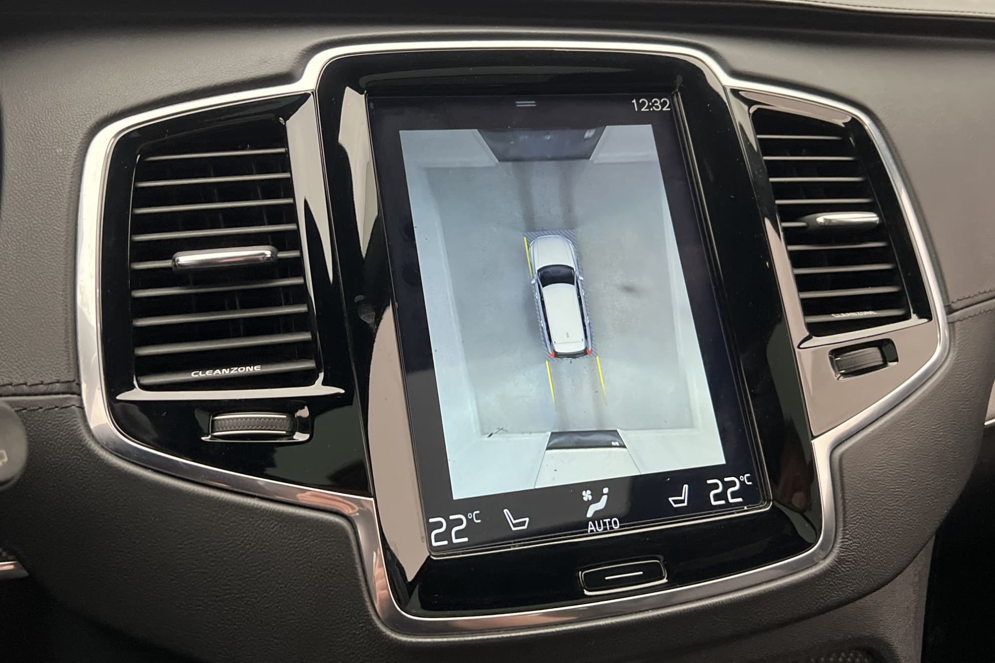 Volvo XC90 T8 AWD R-Design 7-Sits P-Värmare Pano HUD 360°