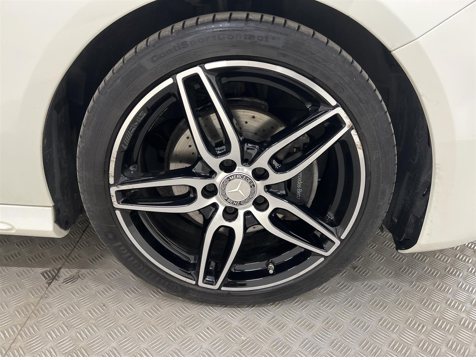 Mercedes-Benz  A 180 122hk AMG Sport 2 Brukare Låg Skatt 
