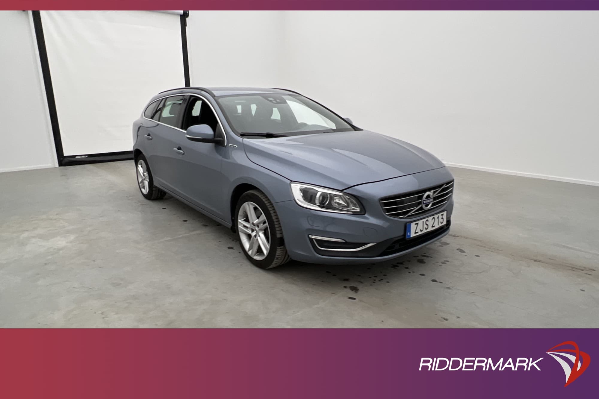 Volvo V60 D5 Plug-in AWD