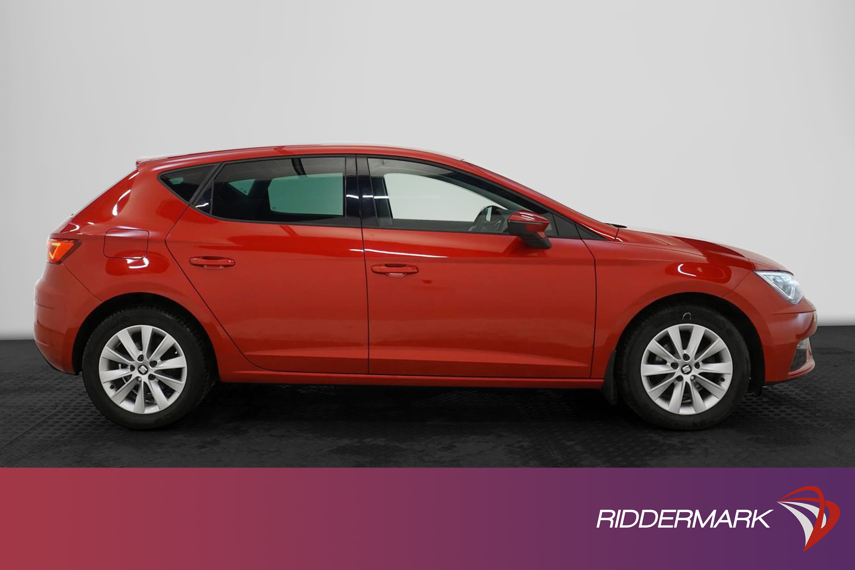 SEAT Leon 1.2 TSI 110hk Kamera Navi Drag Välservad 0,48l/mil