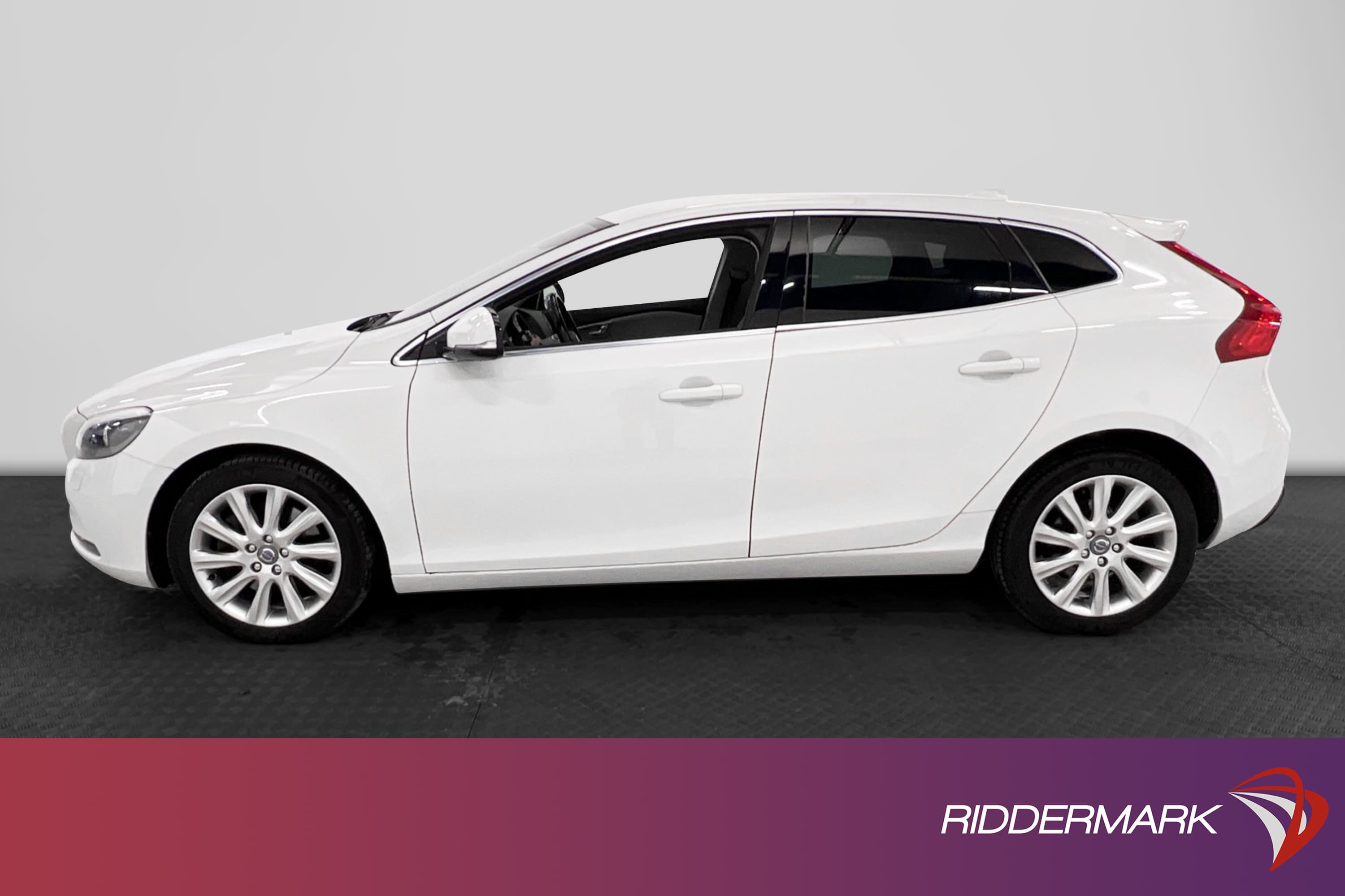 Volvo V40 D4 177hk