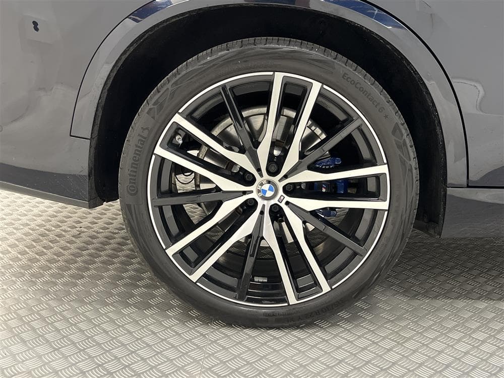 BMW X5 xDrive30d 286hk MHEV Innovation 360 Harman Pano interiör