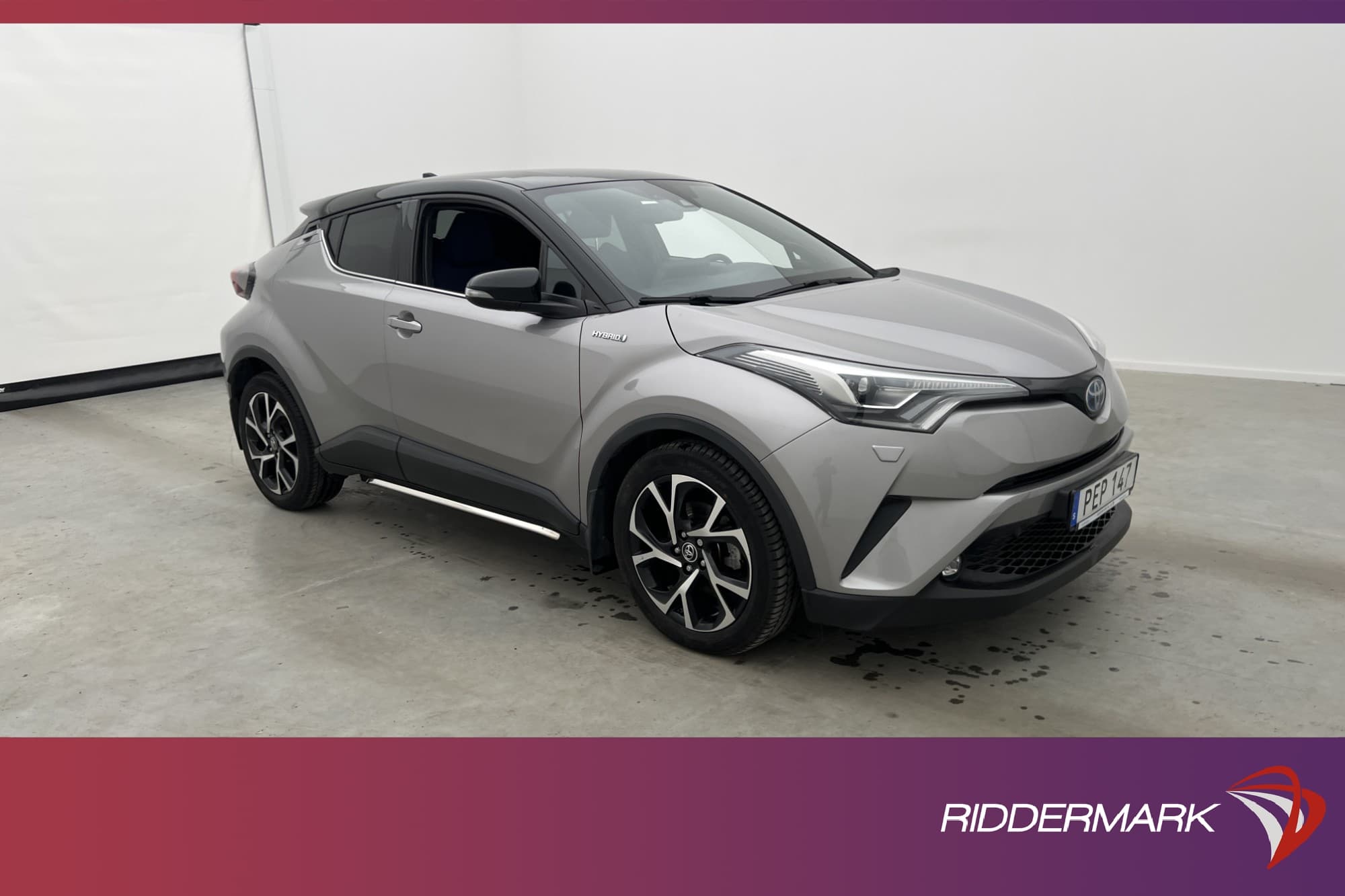 Toyota C-HR Hybrid 122hk
