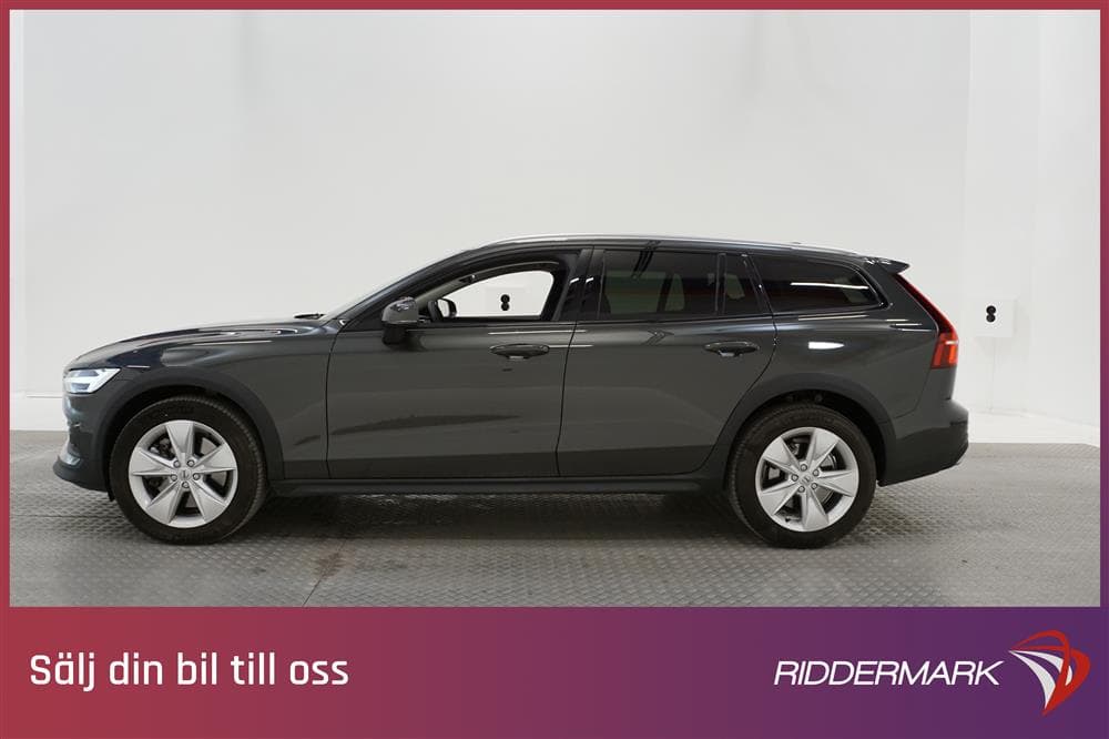 Volvo V60 B4 Cross Country AWD Momentum GPS H/K Kamera Drag
