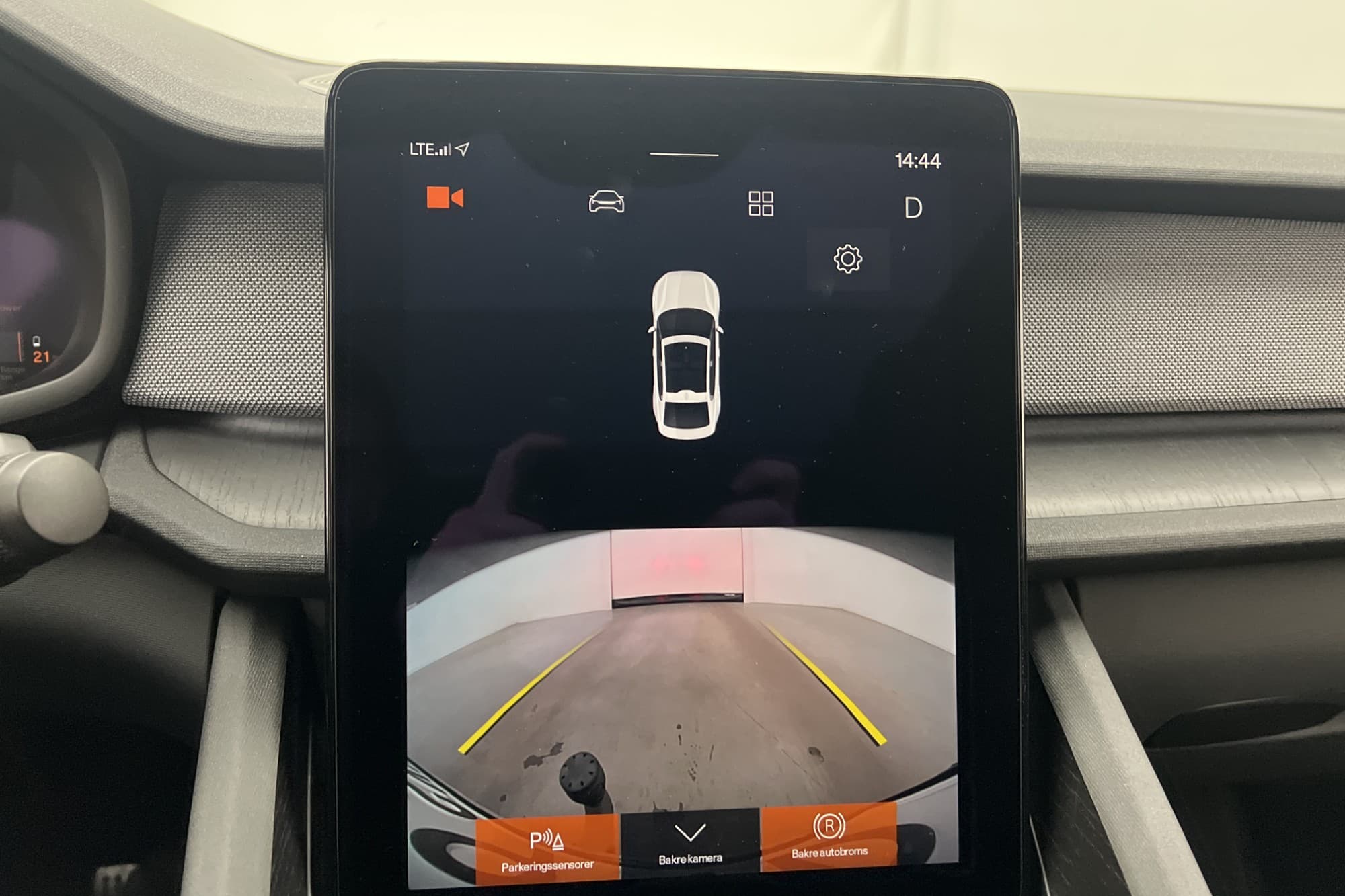 Polestar 2 Long Range Dual Motor Plus Värmare Pano H/K Drag