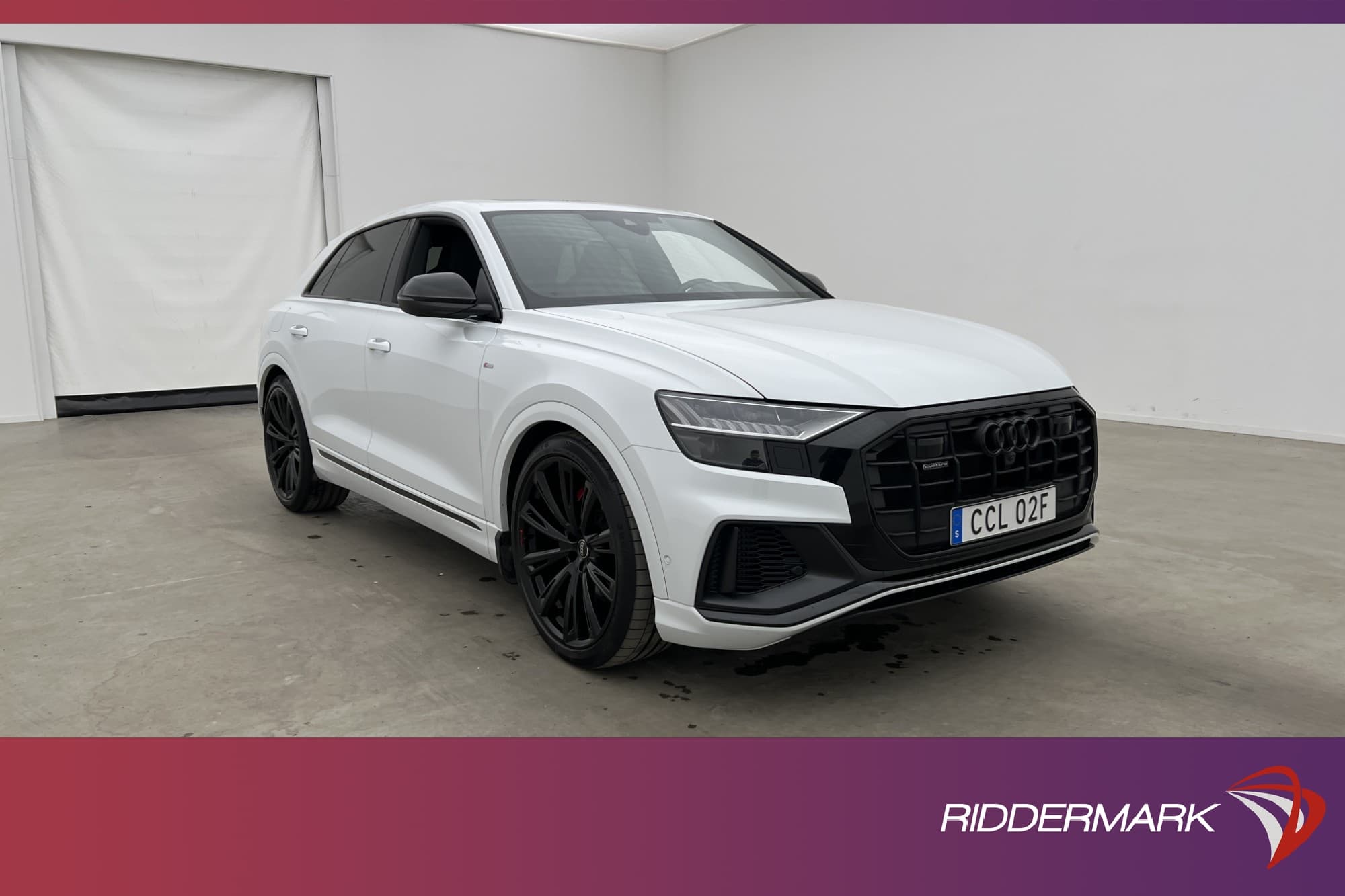 Audi Q8 55 TFSI Q 340hk S-Line Pano B&O Luftfjädring Drag