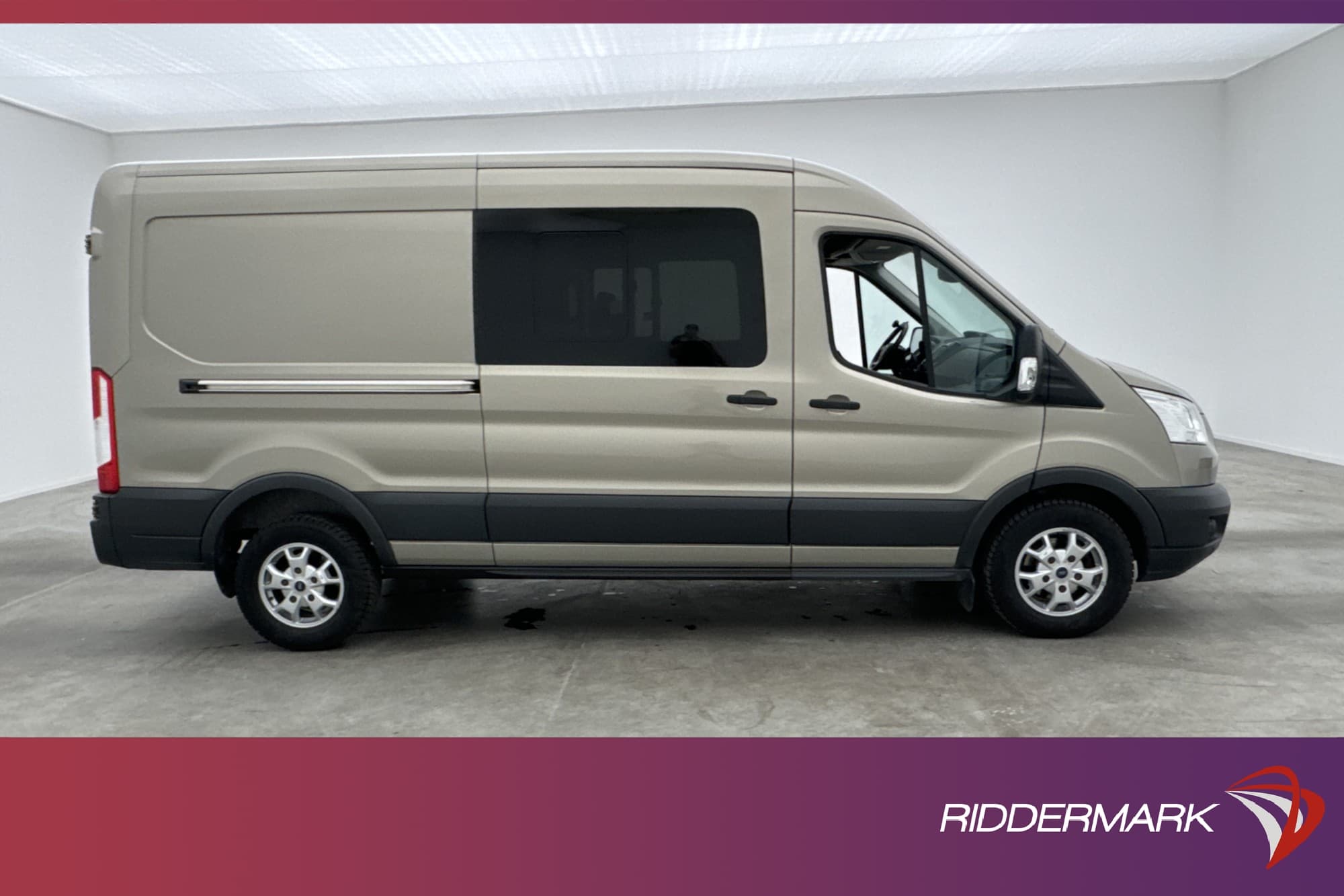 Ford Transit 350 CrewVan L3H2 Värm Drag B-Kamera 2xDörr MOMS