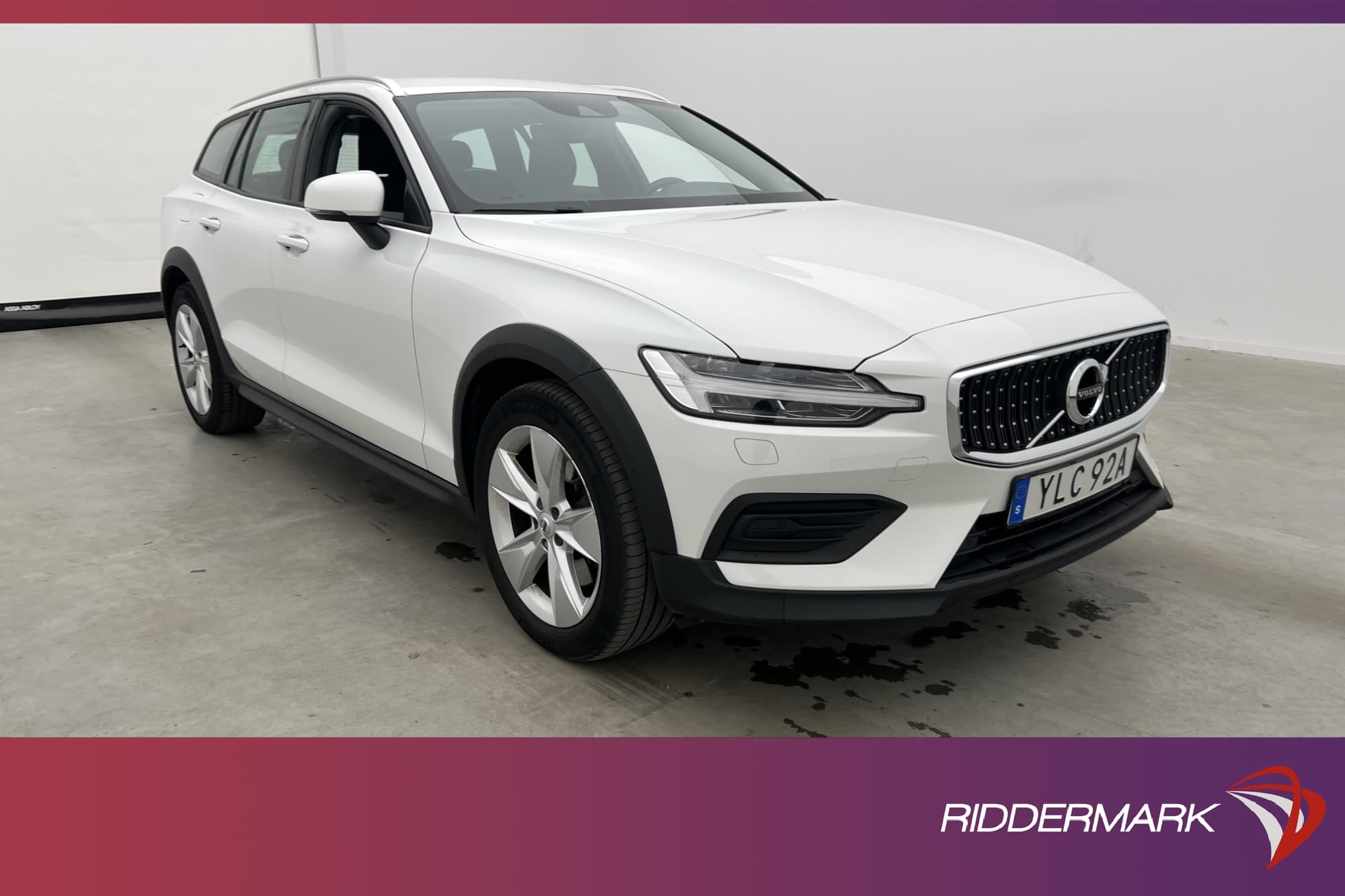 Volvo V60 Cross Country D4 AWD
