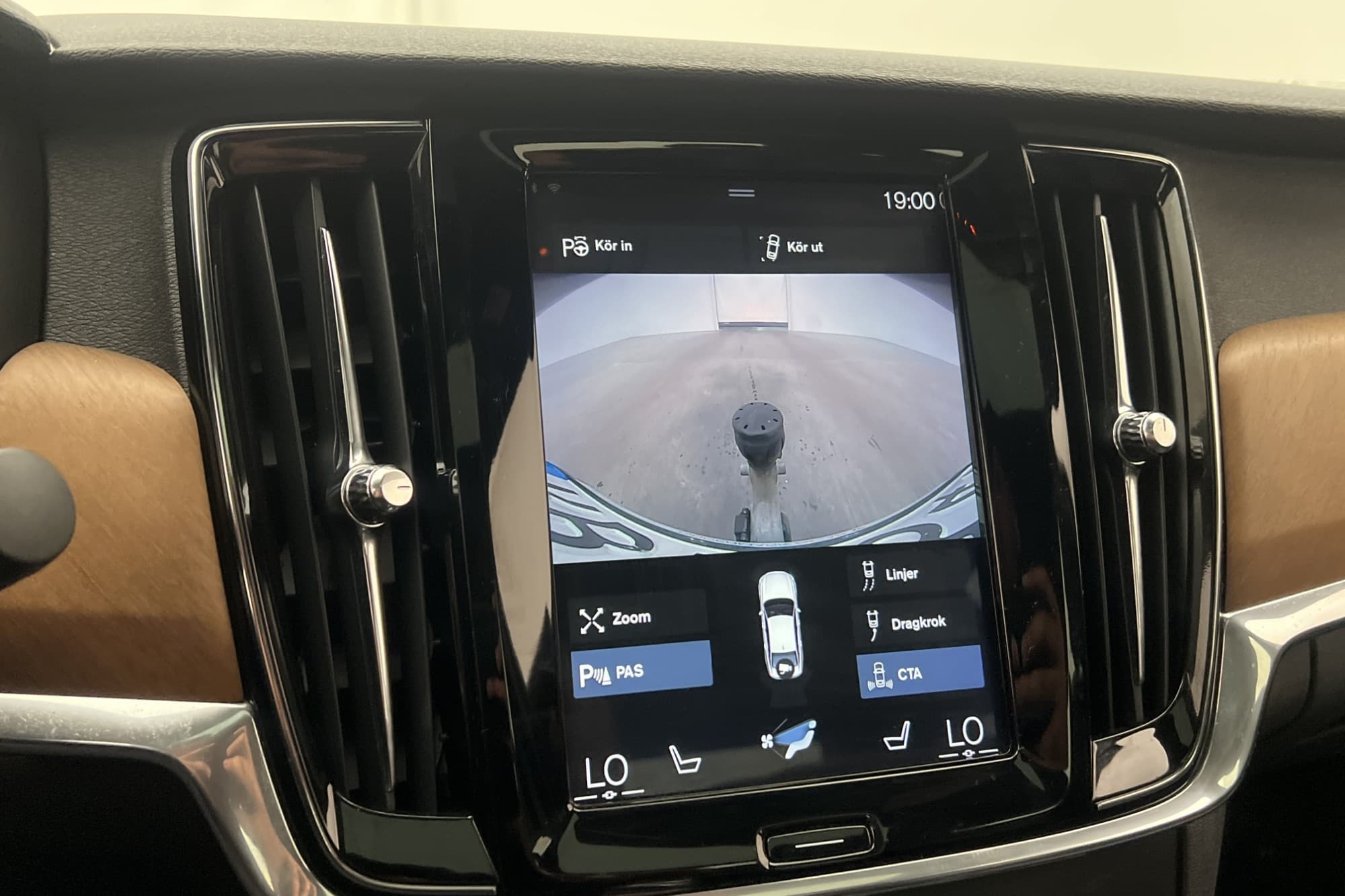 Volvo S90 T8 AWD Inscription VOC Pano Kamera CarPlay Drag