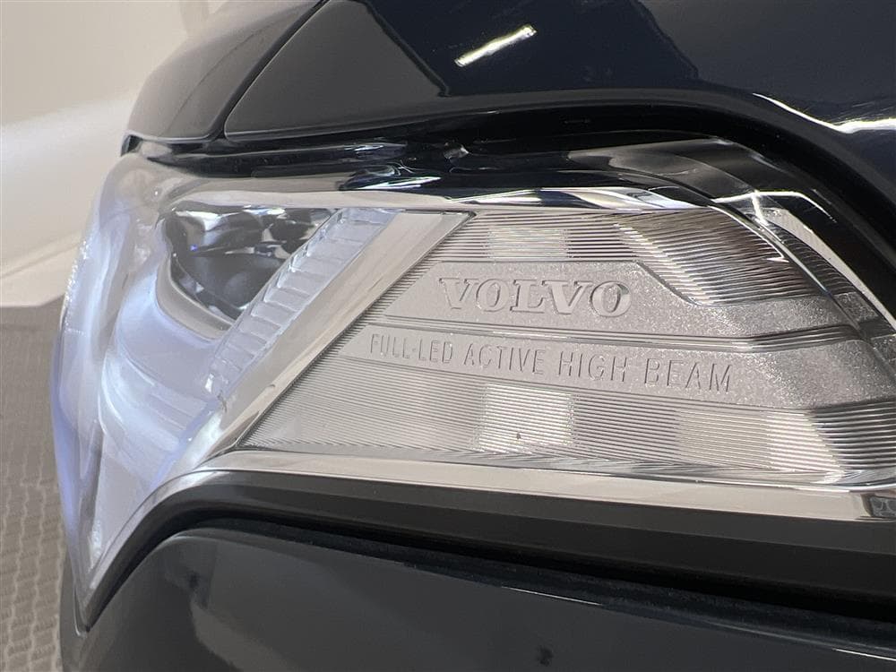 Volvo XC90 B5 AWD R-Design 7-sits D-värm GPS VOC 0,56l/mil