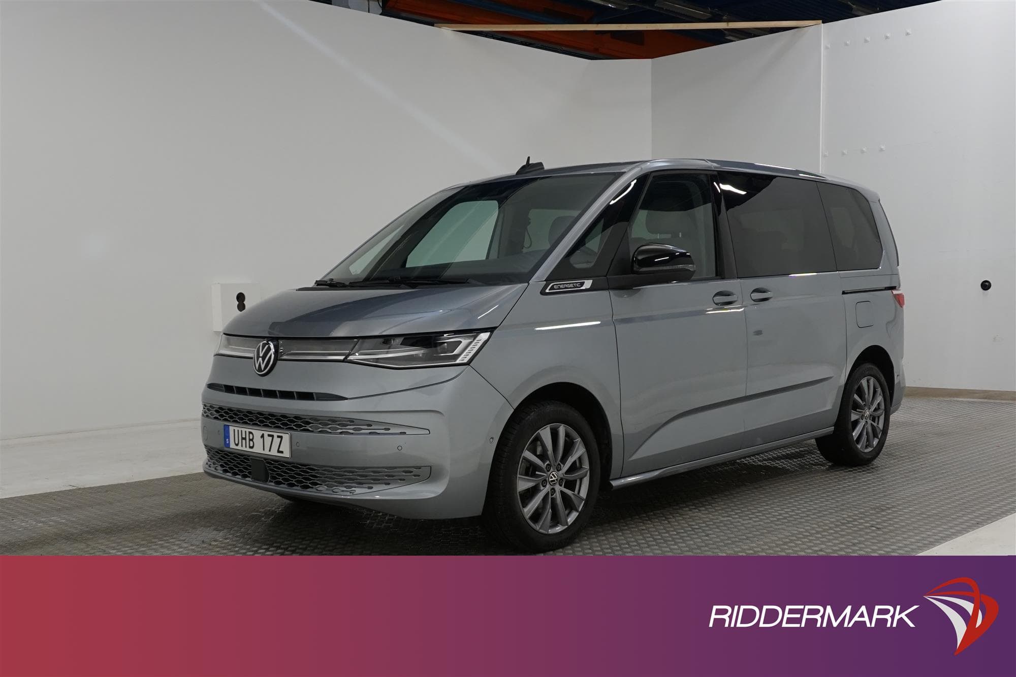 Volkswagen Multivan eHybrid 218hk Panorama Moms 