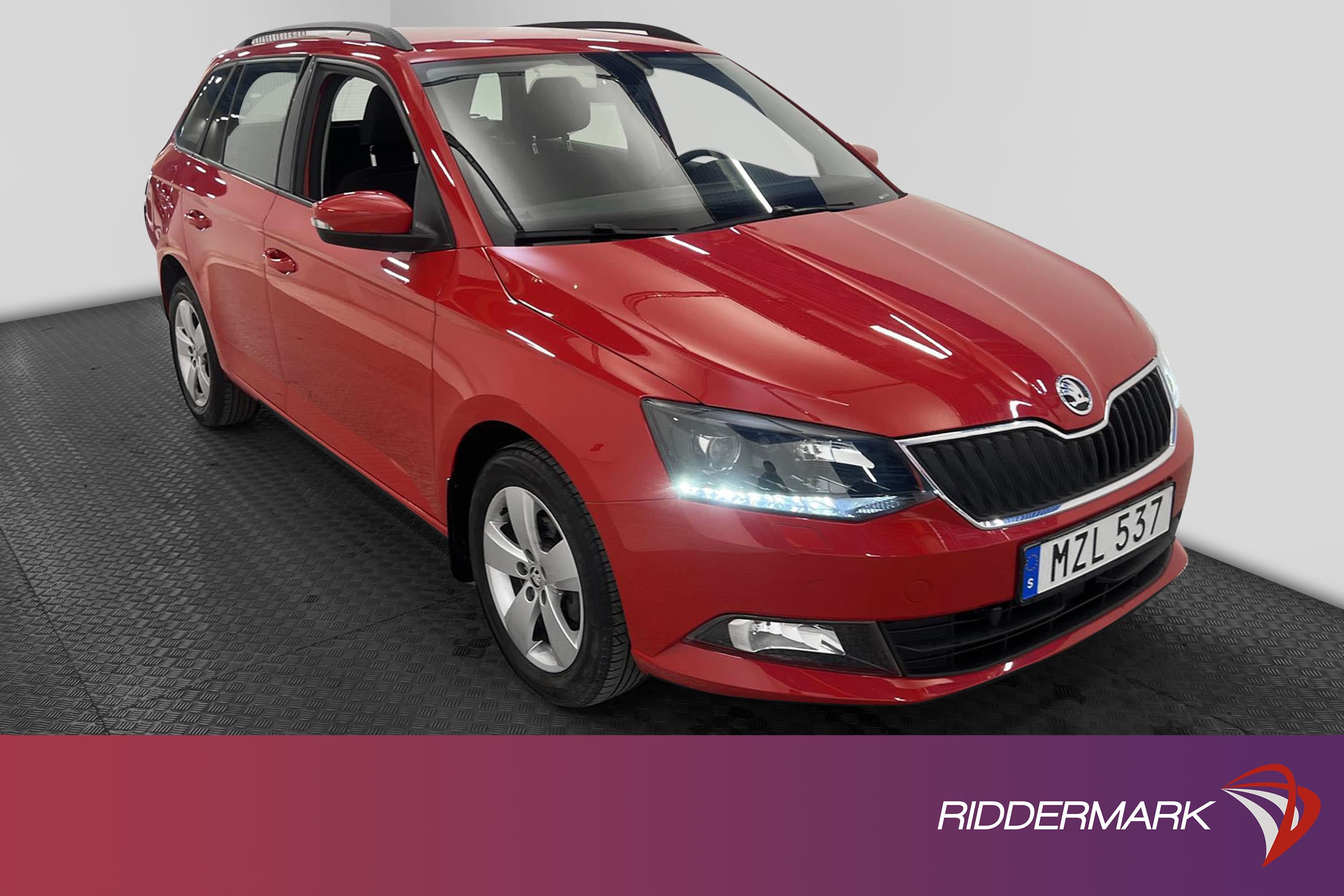 Skoda Fabia Kombi 1.2 TSI 90hk P-Sensor Låg Skatt 0,47L/mil