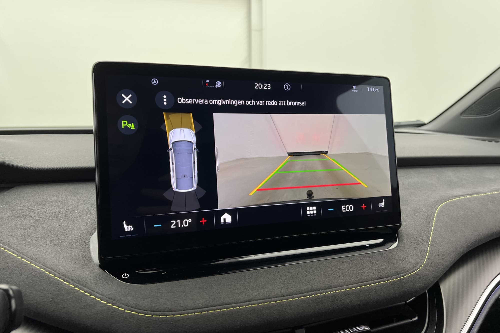Skoda Enyaq Coupé RS iV AWD Värmare Pano DCC Kamera Dragkrok