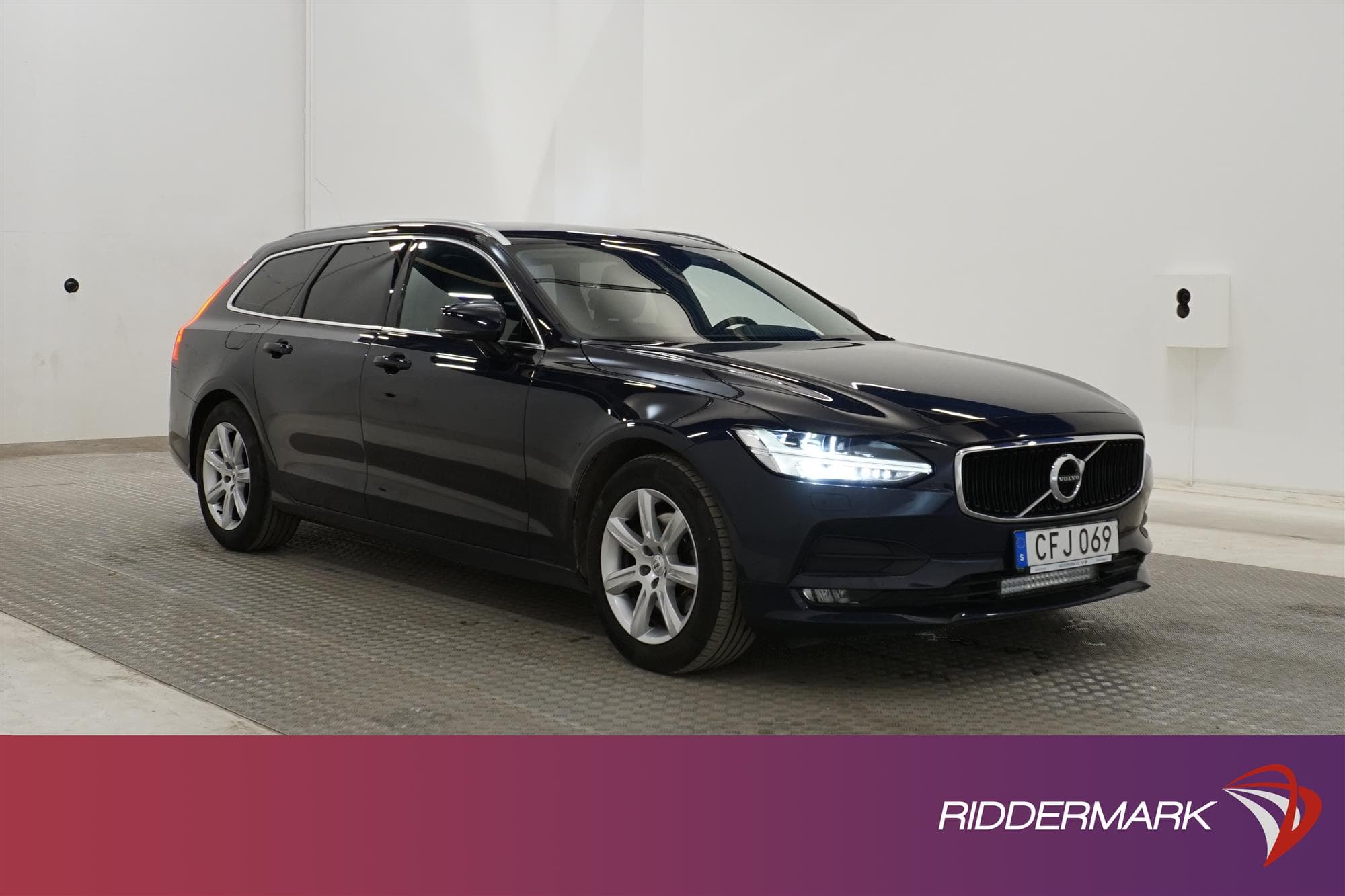Volvo V90 D4 190hk