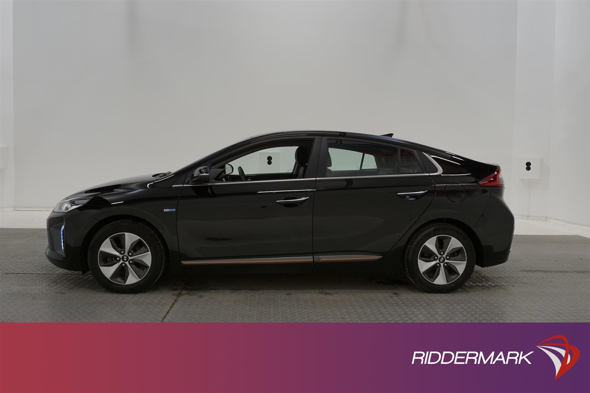 Hyundai IONIQ Electric 28 kWh 120hk
