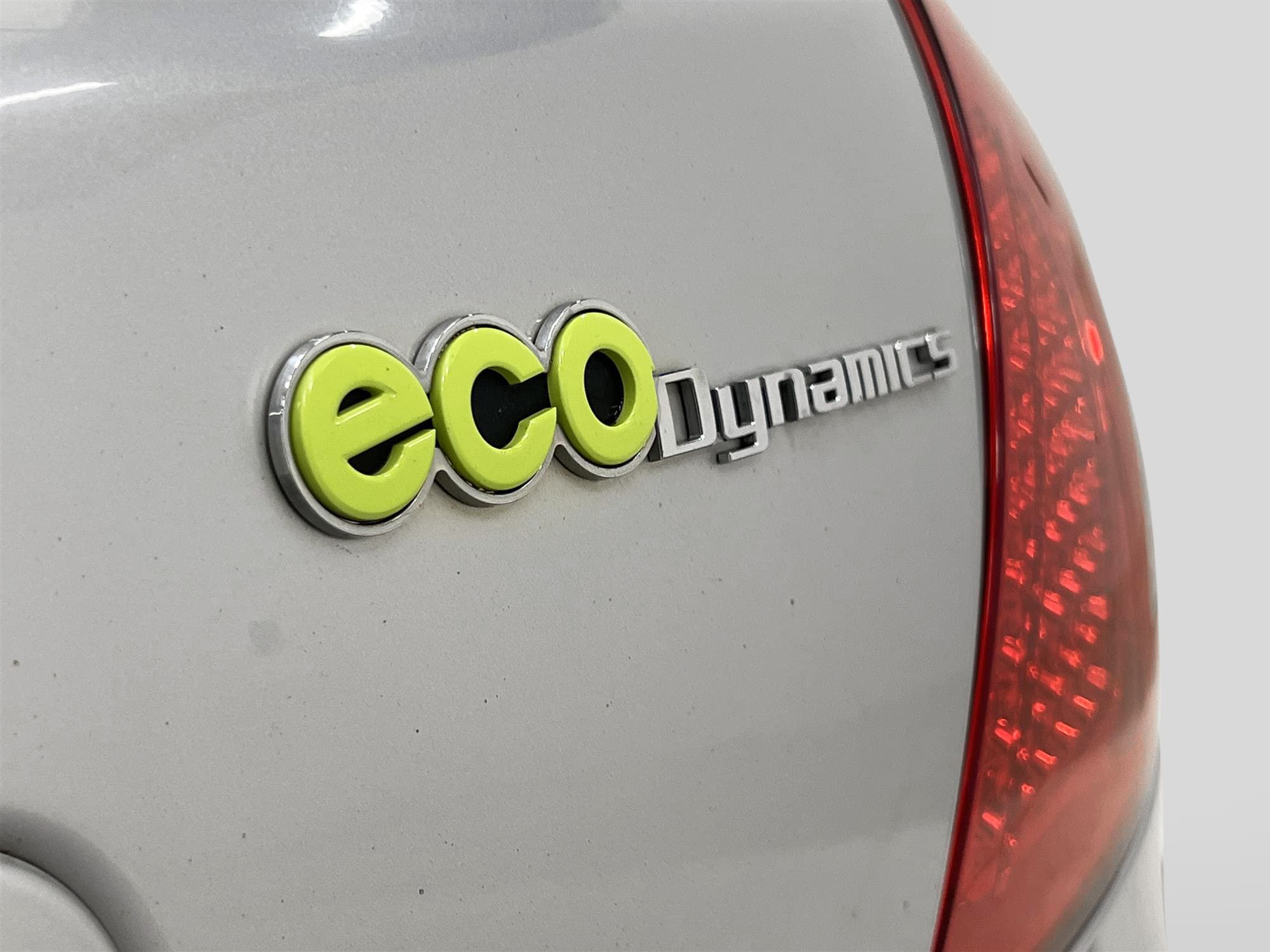 Kia Ceed 1.4 CVVT 90hk M-Värm Nyserv 822kr Skatt 0,49L/mil