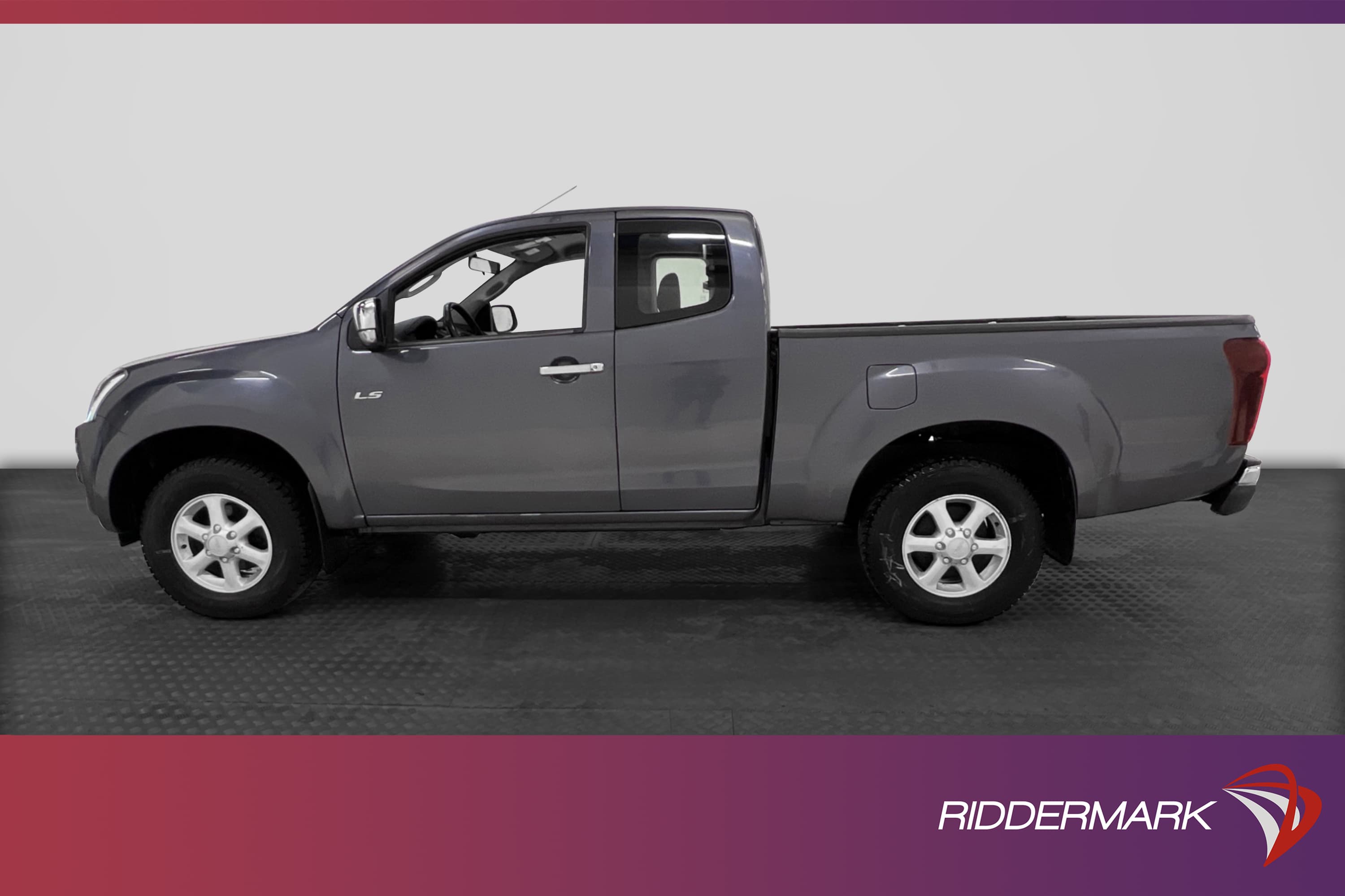 Isuzu D-Max SpaceCab