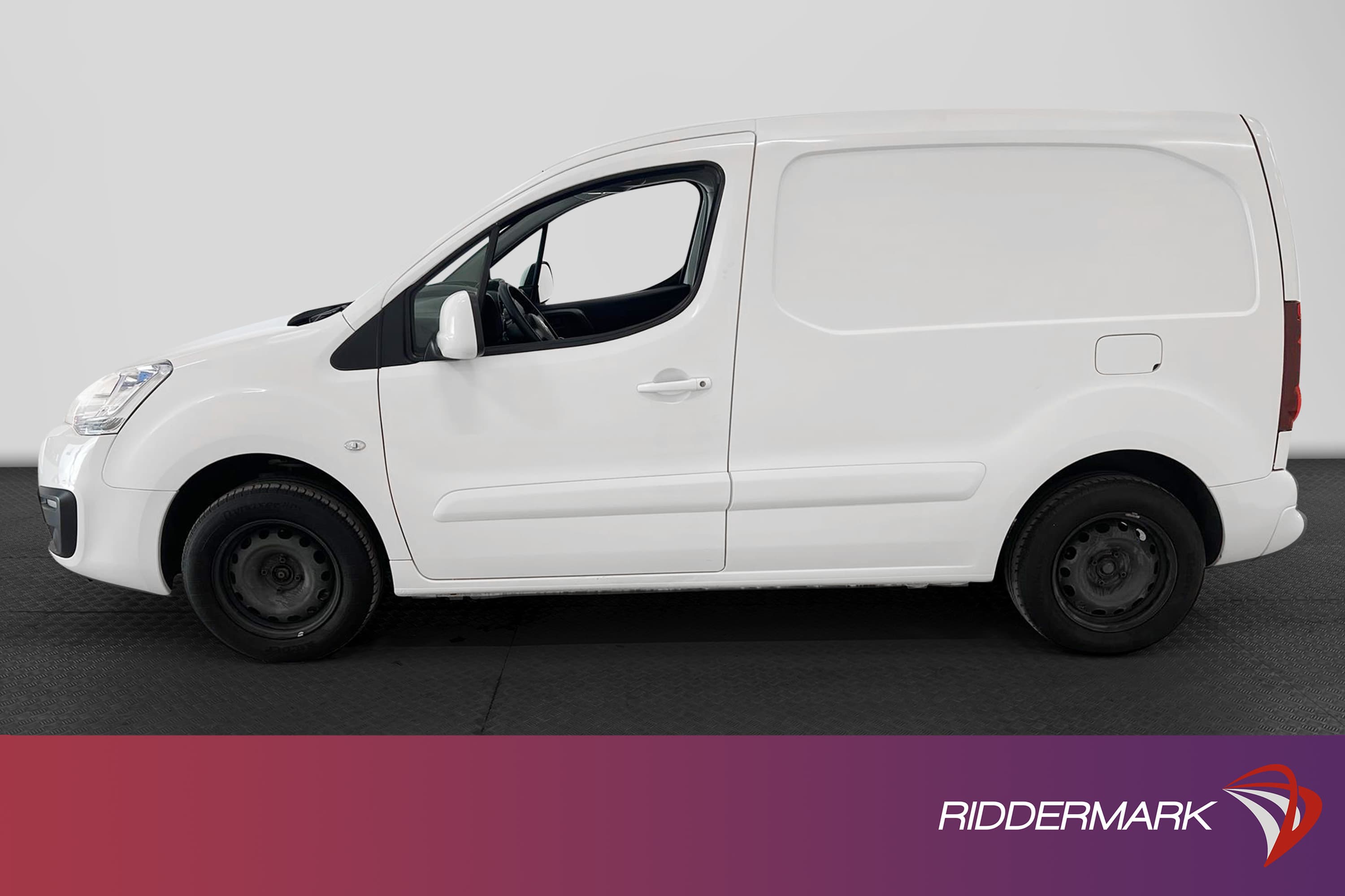 Citroën Berlingo 99hk Dragkrok Ny-Kamrem PDC Carplay Moms
